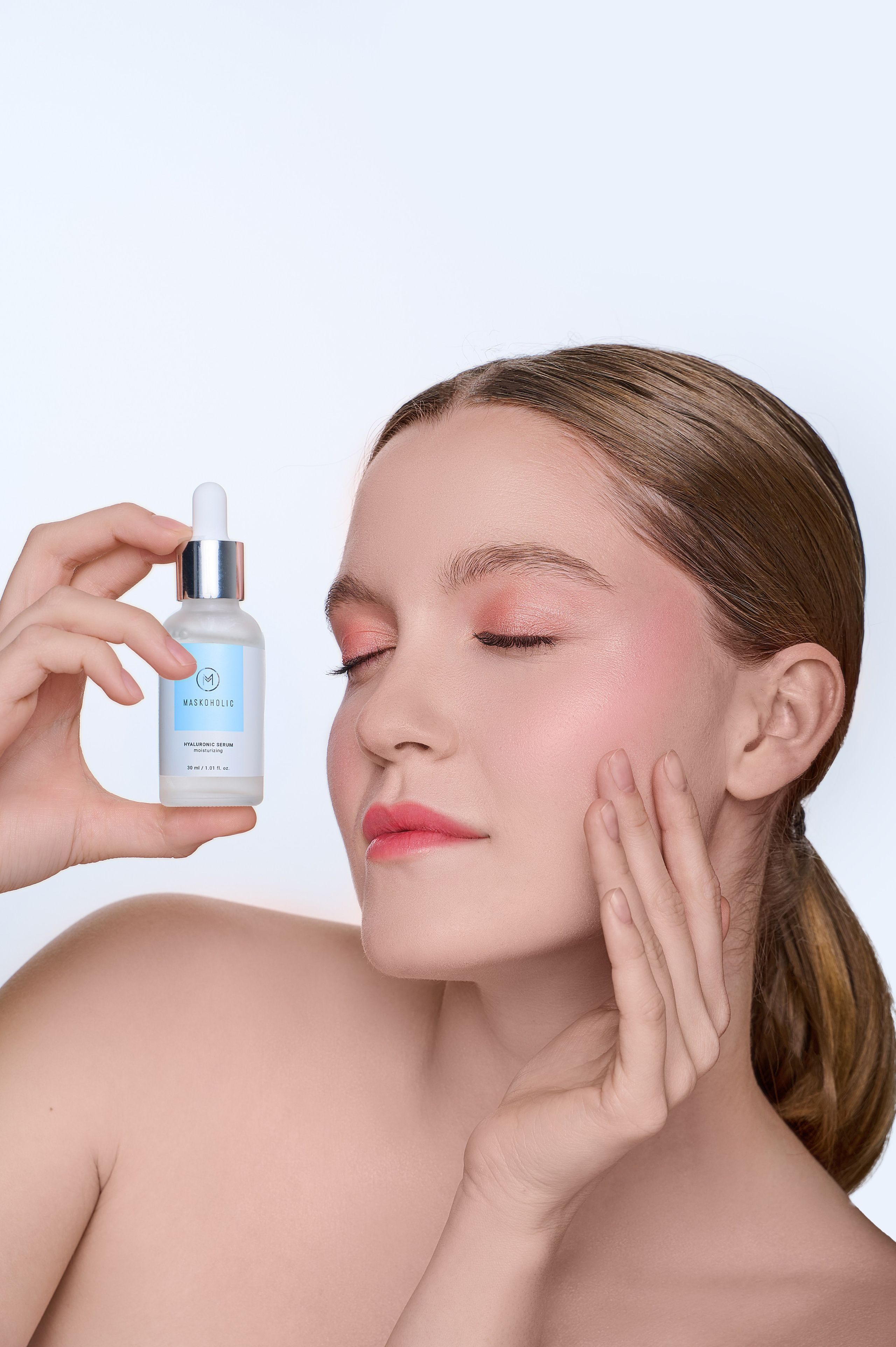 фотосессия для бренда косметики, съемка брендов, съемка каталога, съемка для маркетплейсов, фотограф Минск, фотограф Беларусь, съемка для брендов, косметика Минск, съемка продукта, фотографии продукта, фотографии косметического бренда, косметический бренд, модель для бьюти съемки, бьюти съемка, фотосессия Беларусь, ретушь, бьюти ретушь, ретушер Минск. 