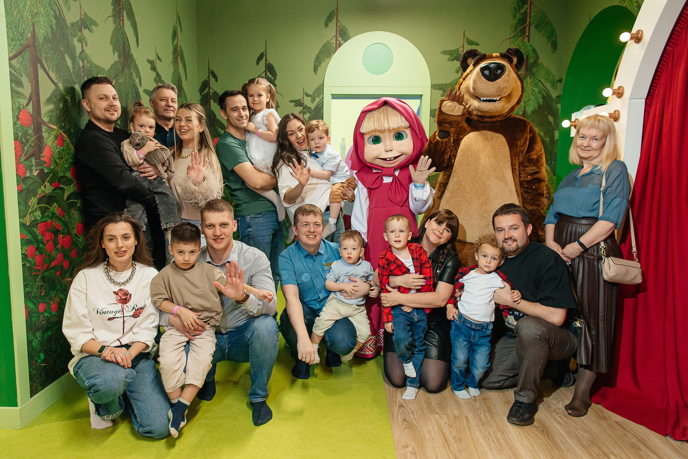 Детский День Рождения в ресторане Маша и Медведь. Профессиональный фотограф в Екатеринбурге Ирина Смирнова