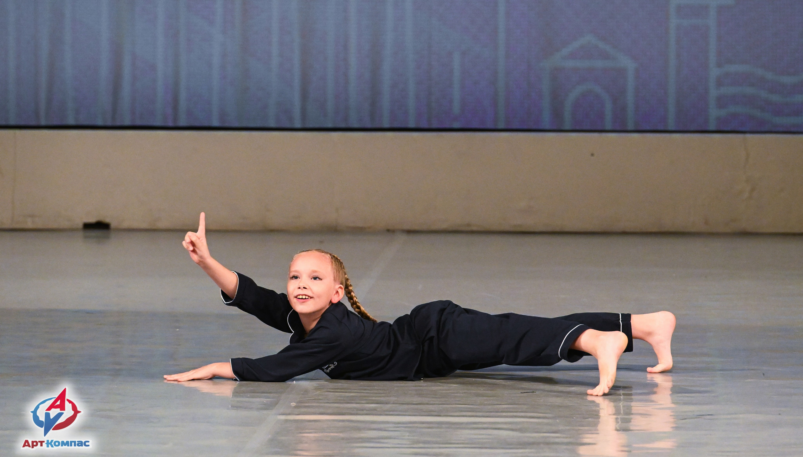 05.10.2025 Всероссийский фестиваль талантов «НЕВСКИЕ ВСТРЕЧИ» г. Санкт-Петербург. Медиастудия Фото Концепт