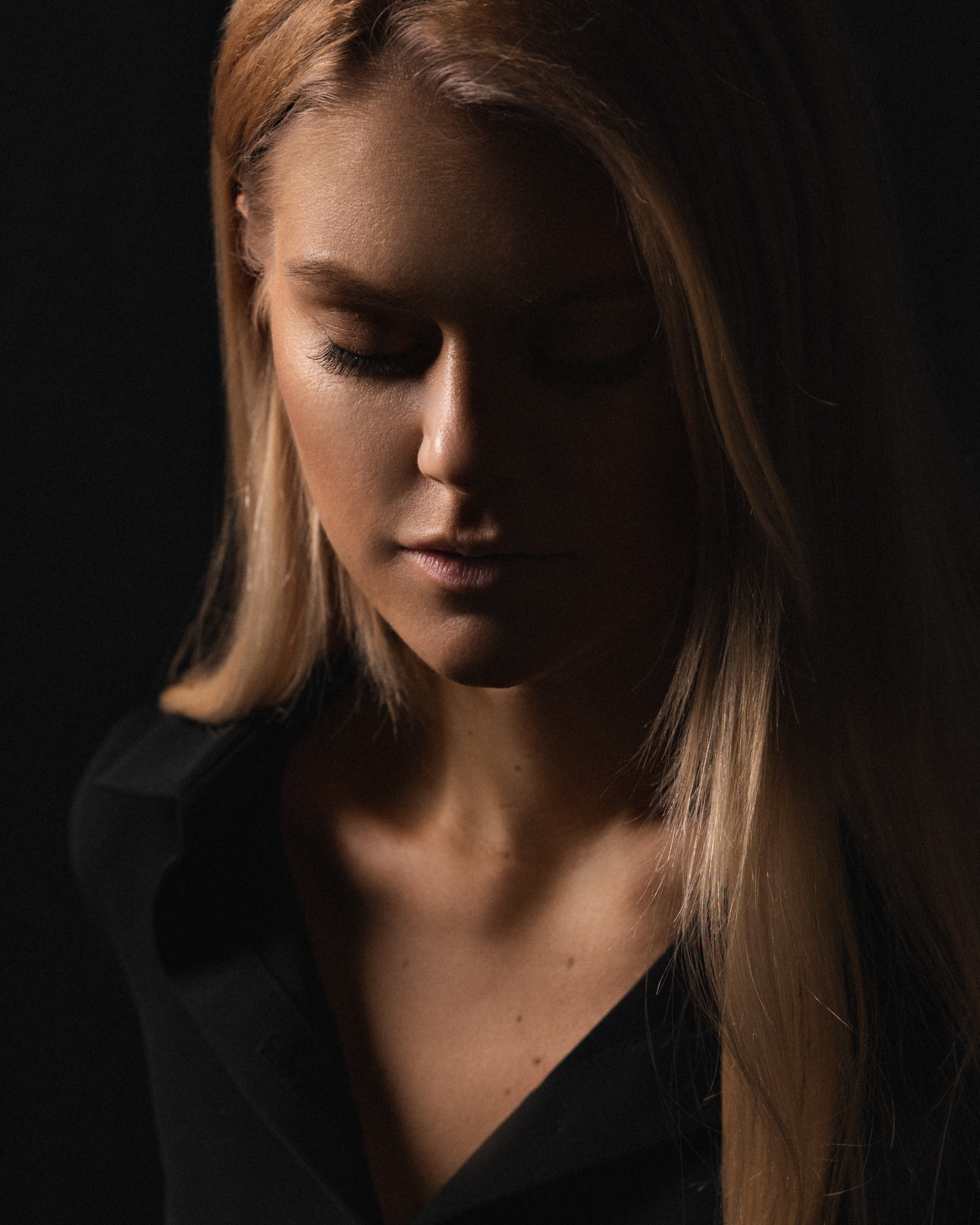 Студийная фотосессия. Фотограф Антон Рожин Москва