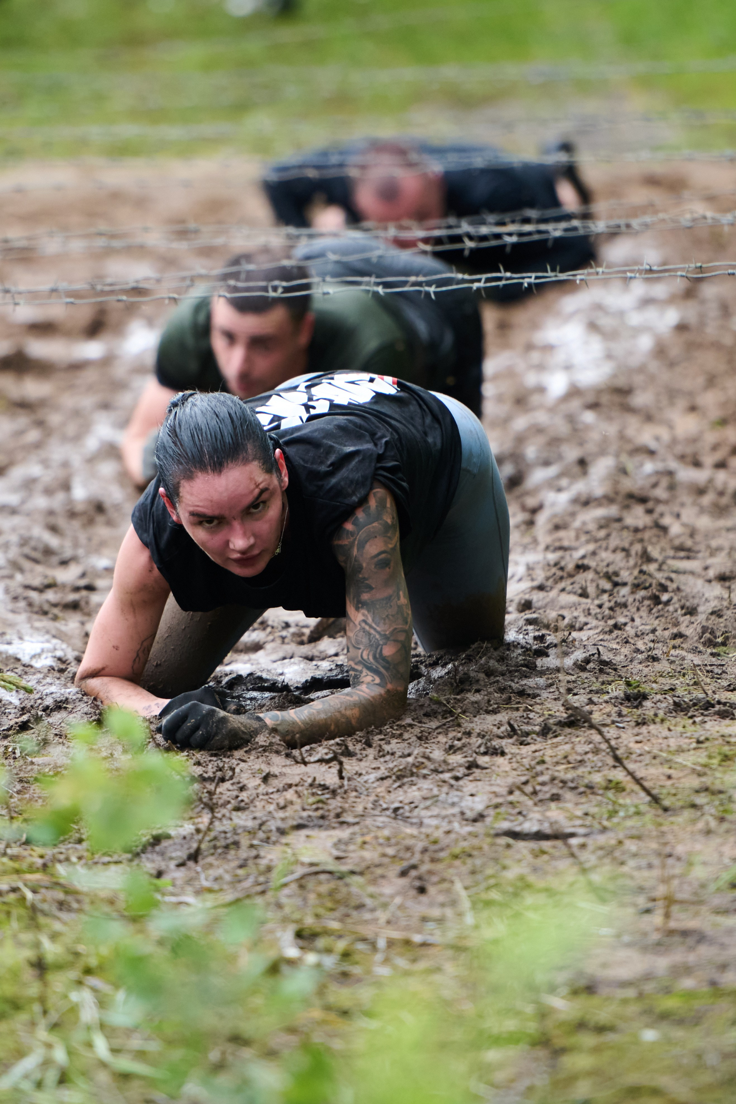 Фоторепортаж с забега Стальной характер в Сургуте, 5 июля 2025. Репортажный и семейный фотограф — Шелихов Сергей