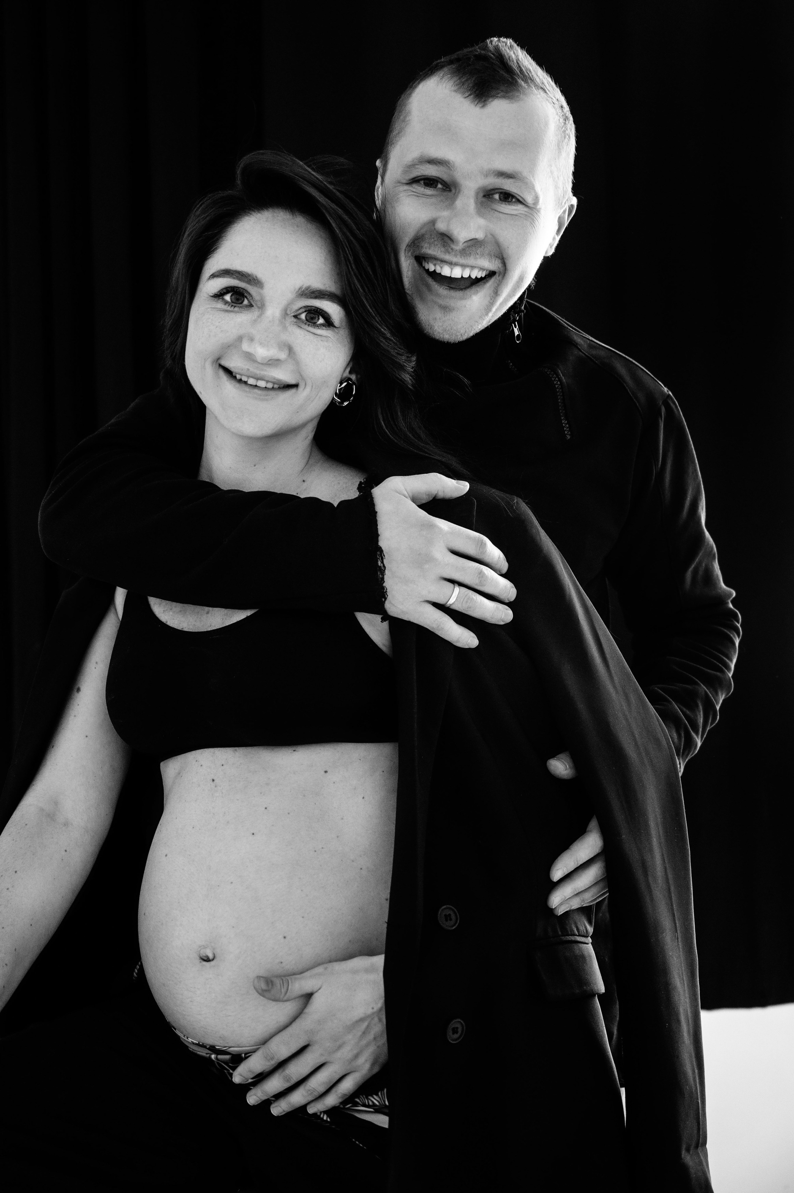 Профессиональный семейный и беременный фотограф в Санкт-Петербурге — Маргарита Иванова. Индивидуальные фотосессии под ключ: от образа до гот. Профессиональный фотограф беременности в СПБ. Стильные фотосессии беременности в стиле минимализм и классическая фотография