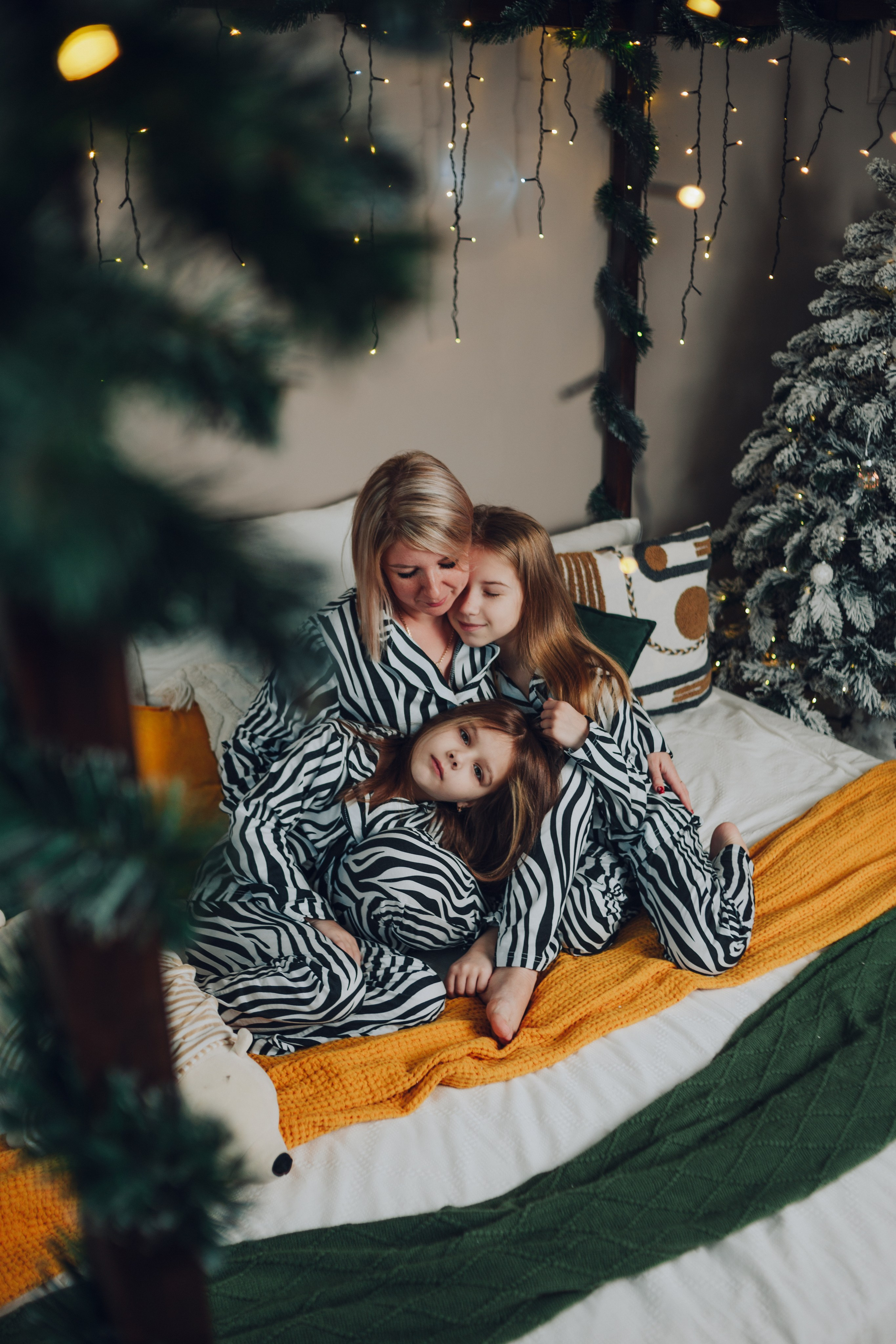 Оля и ее доченьки. Фотограф Брянск