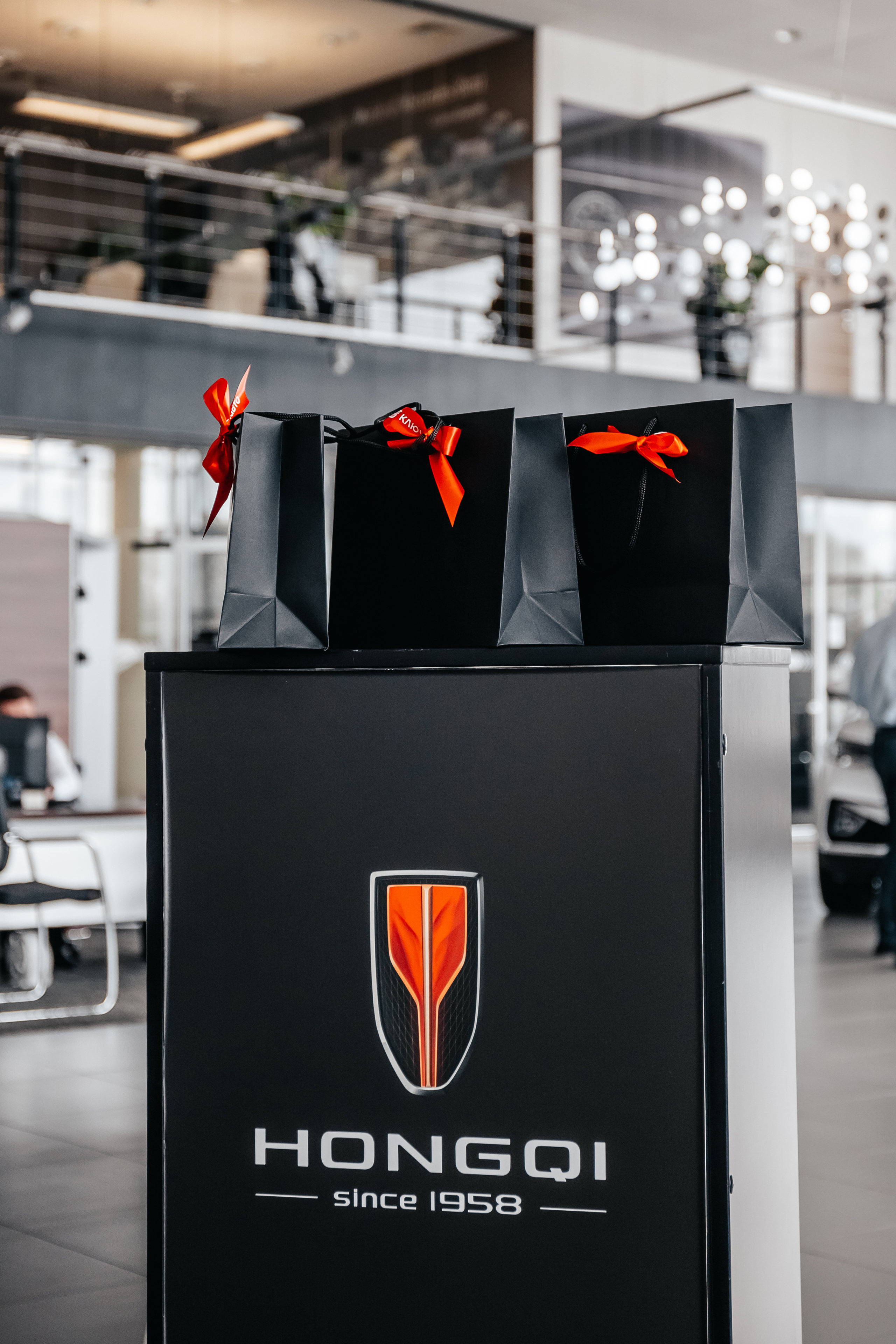 Презентация китайских автомобилей Hongqi в КлючАвто. Автомобильный фотограф, видеограф в Краснодаре Левшакова Анжелика