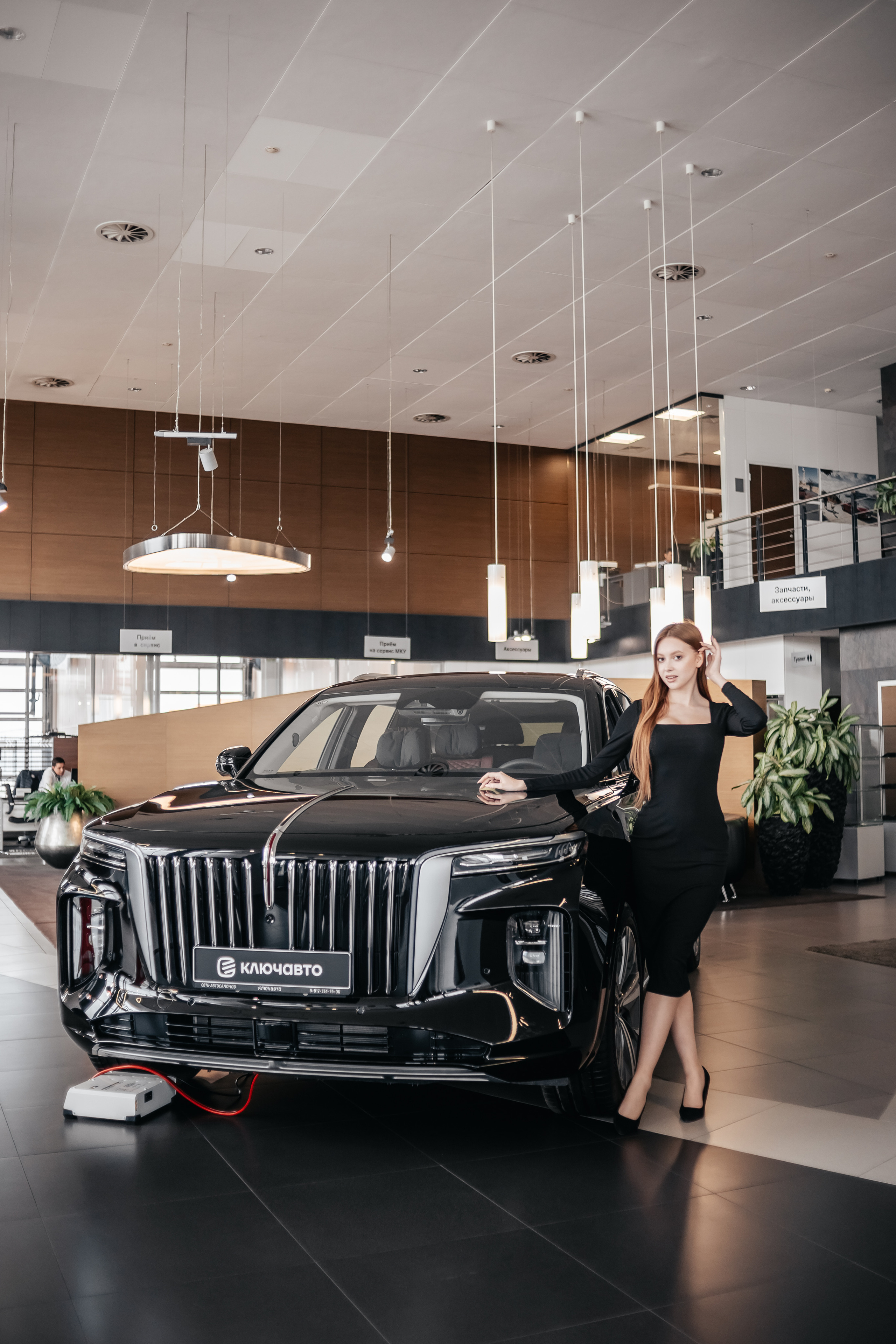 Презентация китайских автомобилей Hongqi в КлючАвто. Автомобильный фотограф, видеограф в Краснодаре Левшакова Анжелика