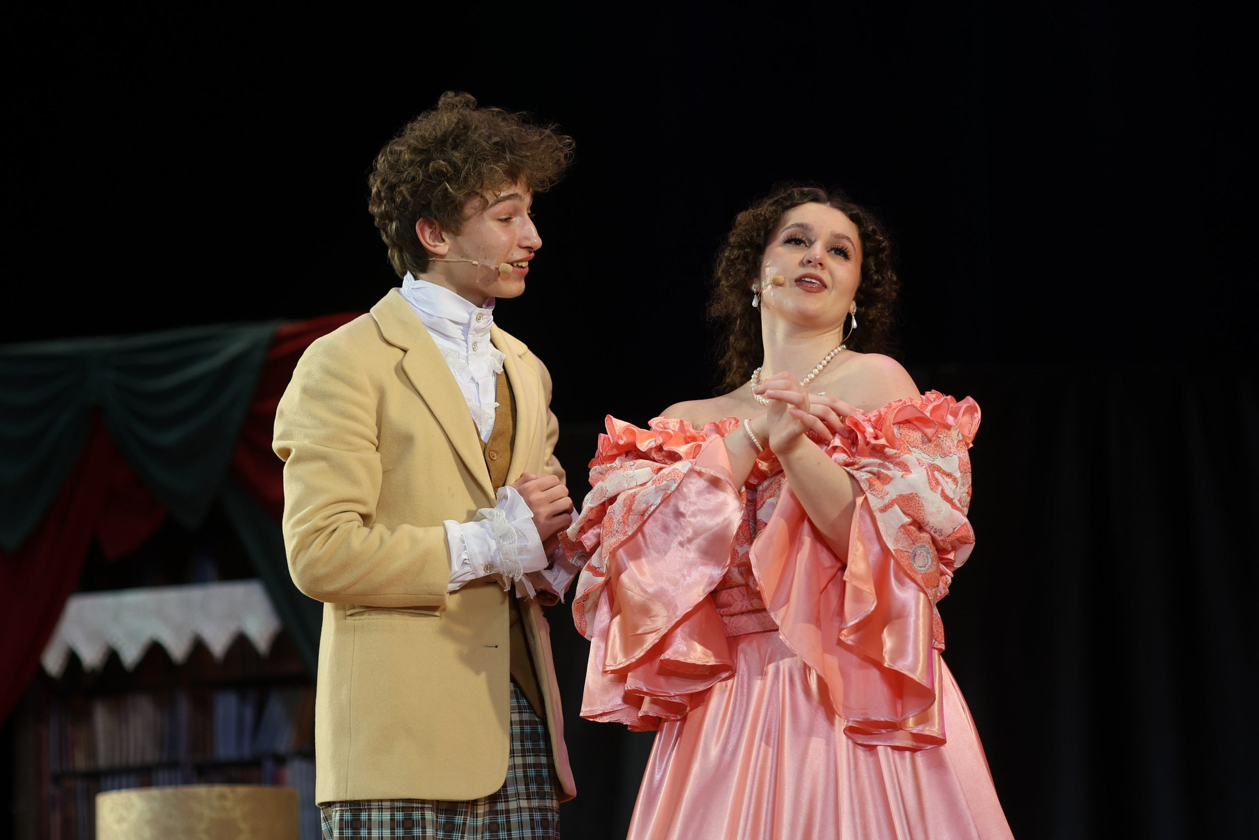 Сцена. Фотограф Людмила Оюн