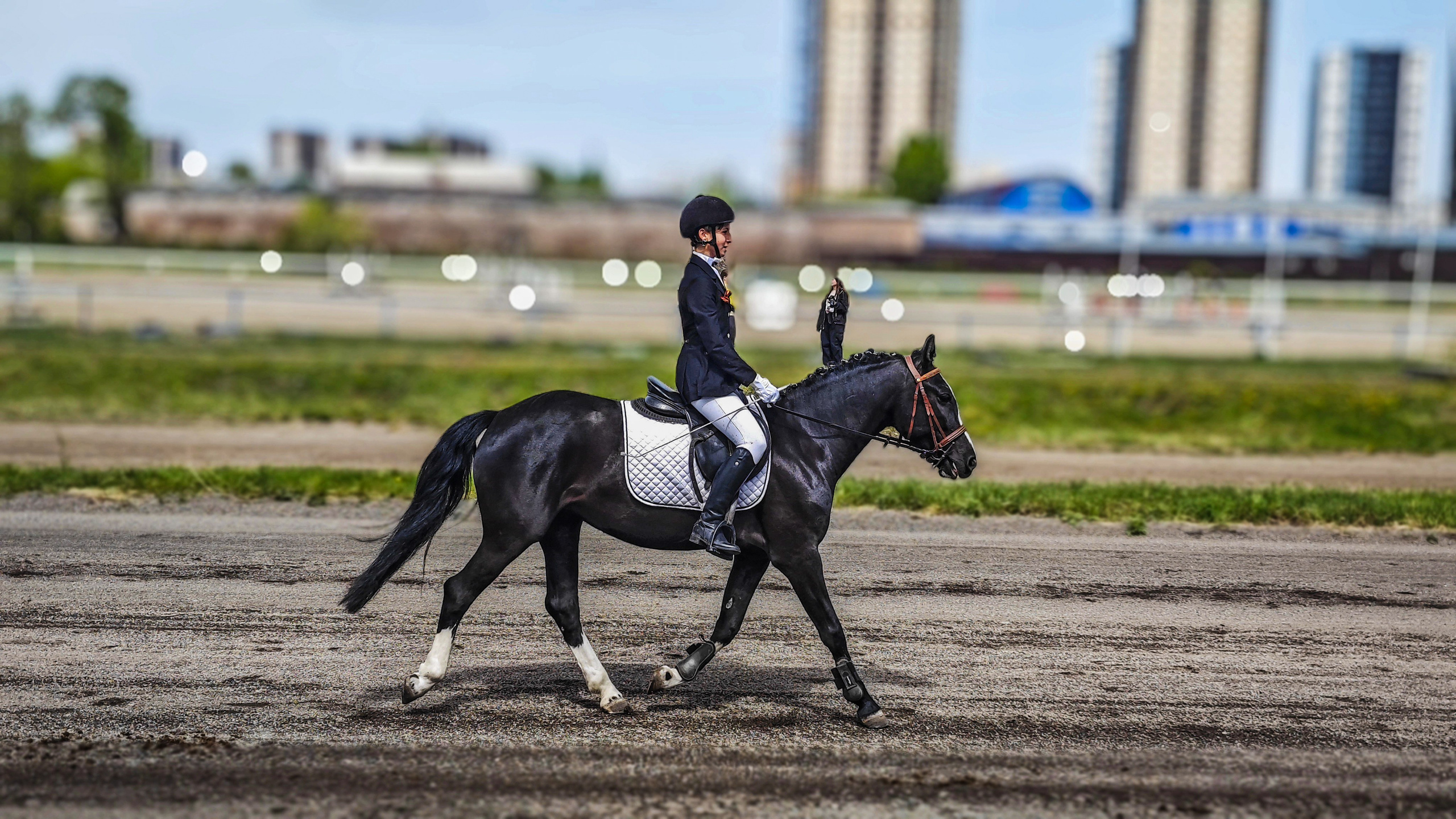 Красноярский ипподром. Открытие сезона 2025. Игорь Урывский. Фотограф Красноярск