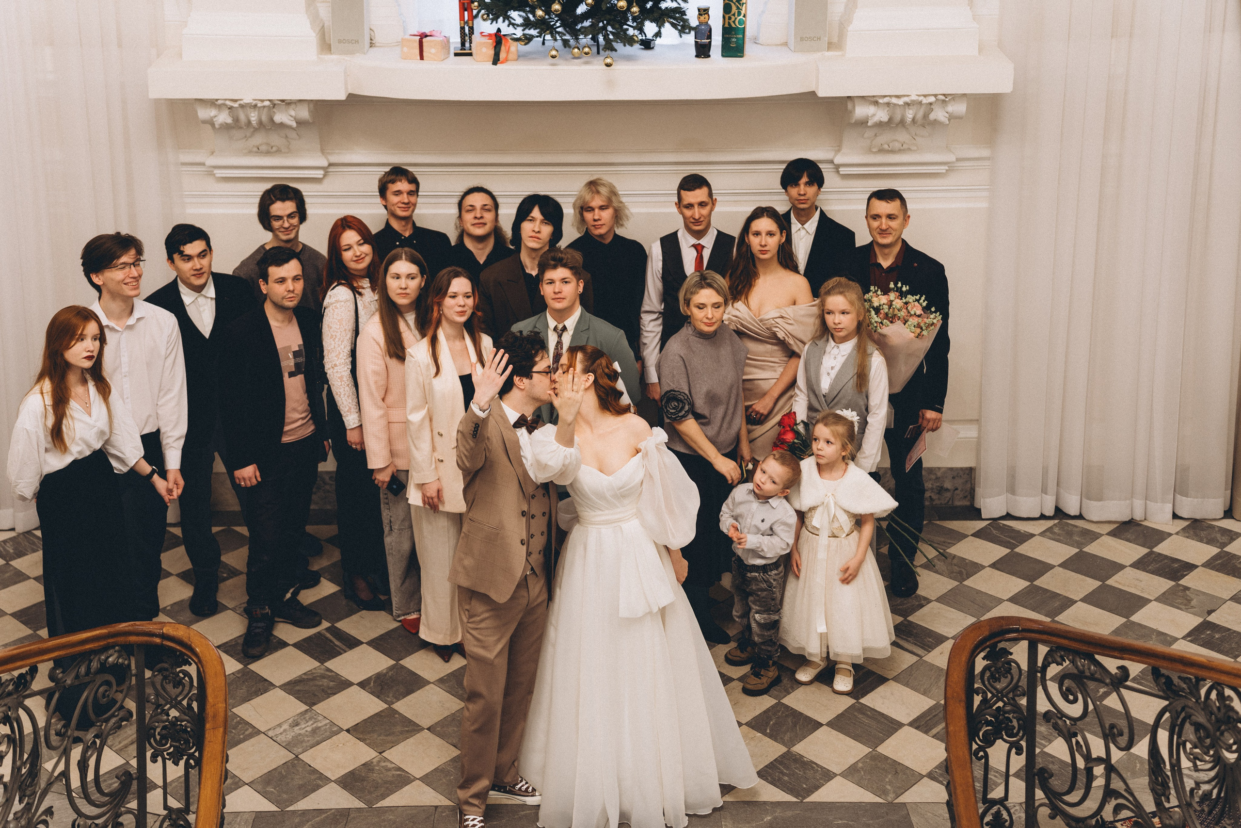 СВАДЕБНАЯ СЬЕМКА ВО ВТОРОМ ДВОРЦЕ С ГОСТЯМИ И ПРОГУЛКА В ТАВРИЧЕСКОМ САДУ. Профессиональный фотограф, Санкт-Петербург — Виктория Богомолова