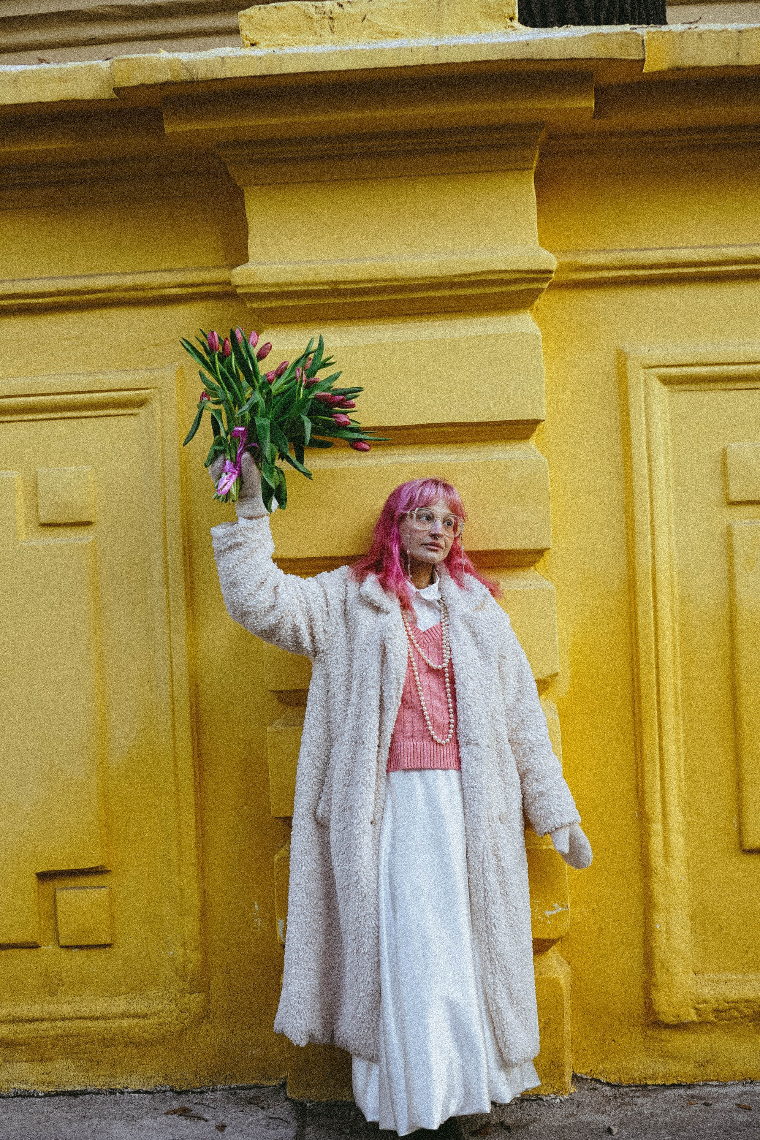 Прогулочная фотосессия с тюльпанами. Профессиональный фотограф, Санкт-Петербург — Виктория Богомолова