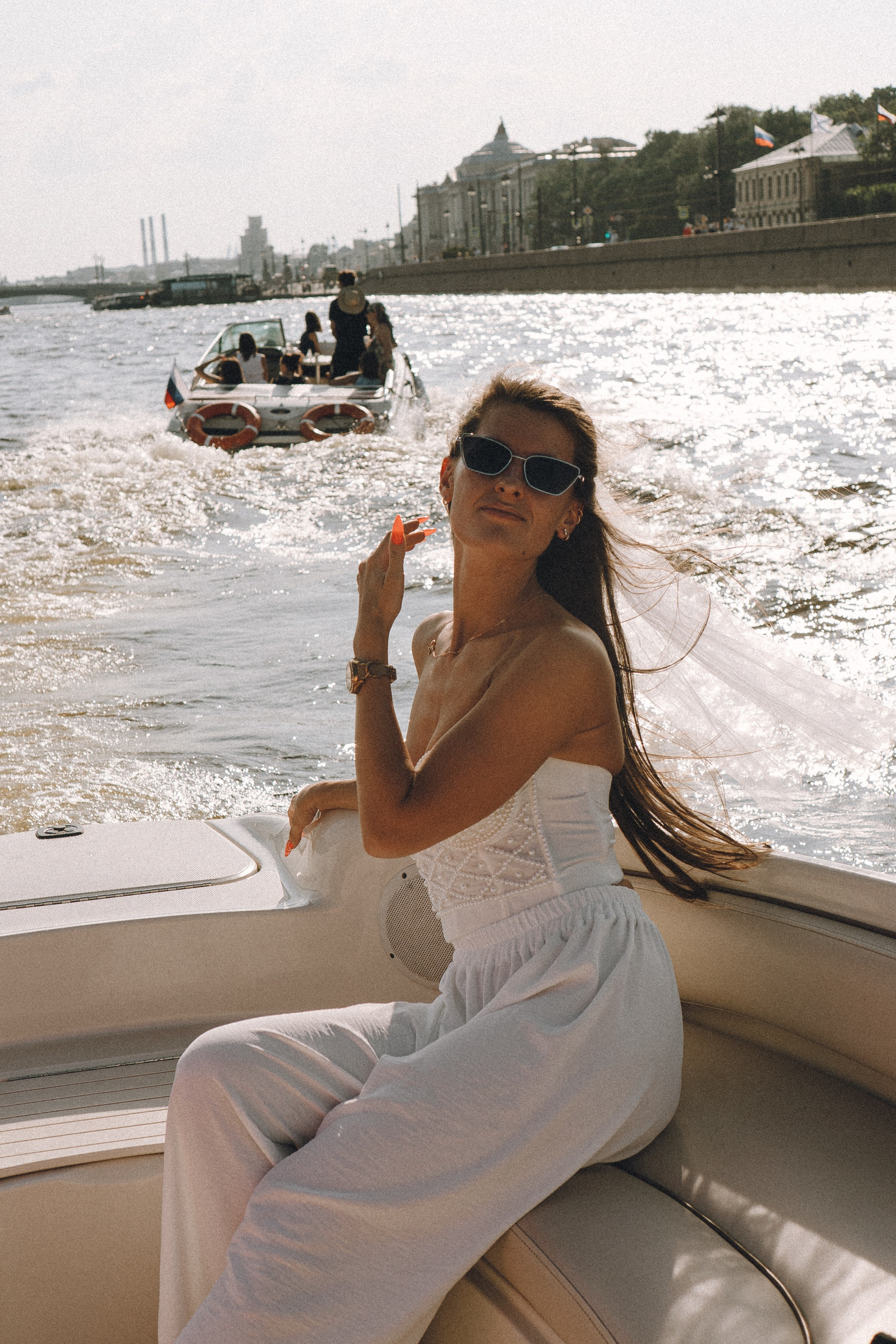 ДЕВИЧНИК НА КАТЕРЕ. Профессиональный фотограф, Санкт-Петербург — Виктория Богомолова