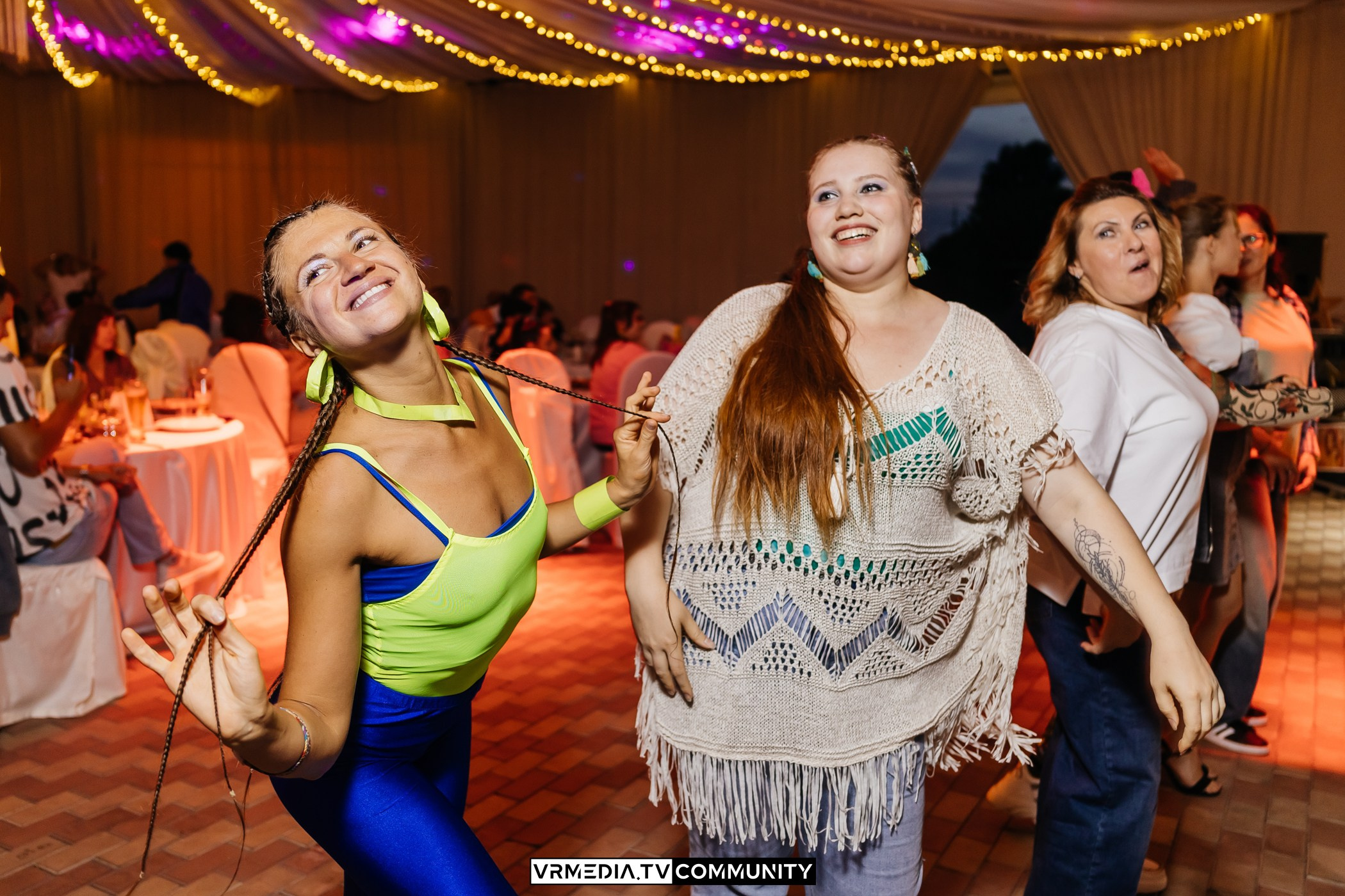 Ресторан «Империя»: Вечеринка 90-х