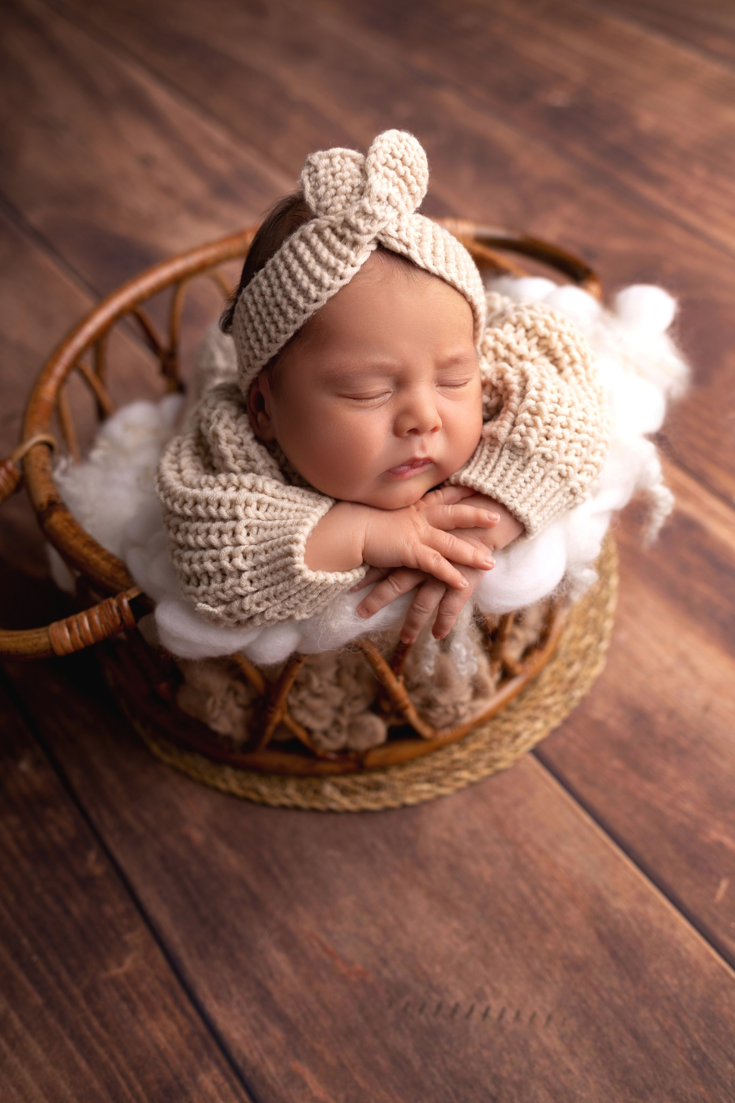 Классическая фотосессия малыша. Фотограф новорожденных малышей в Омске и Омской области Эльвира Камаева