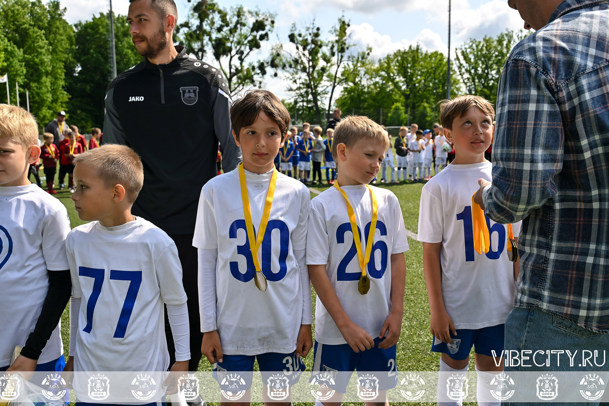 Большие Звезды светят Малым. VIBECITY.RU Вайб Сити Ру Фоторепортажи Фотоотчеты Калининград