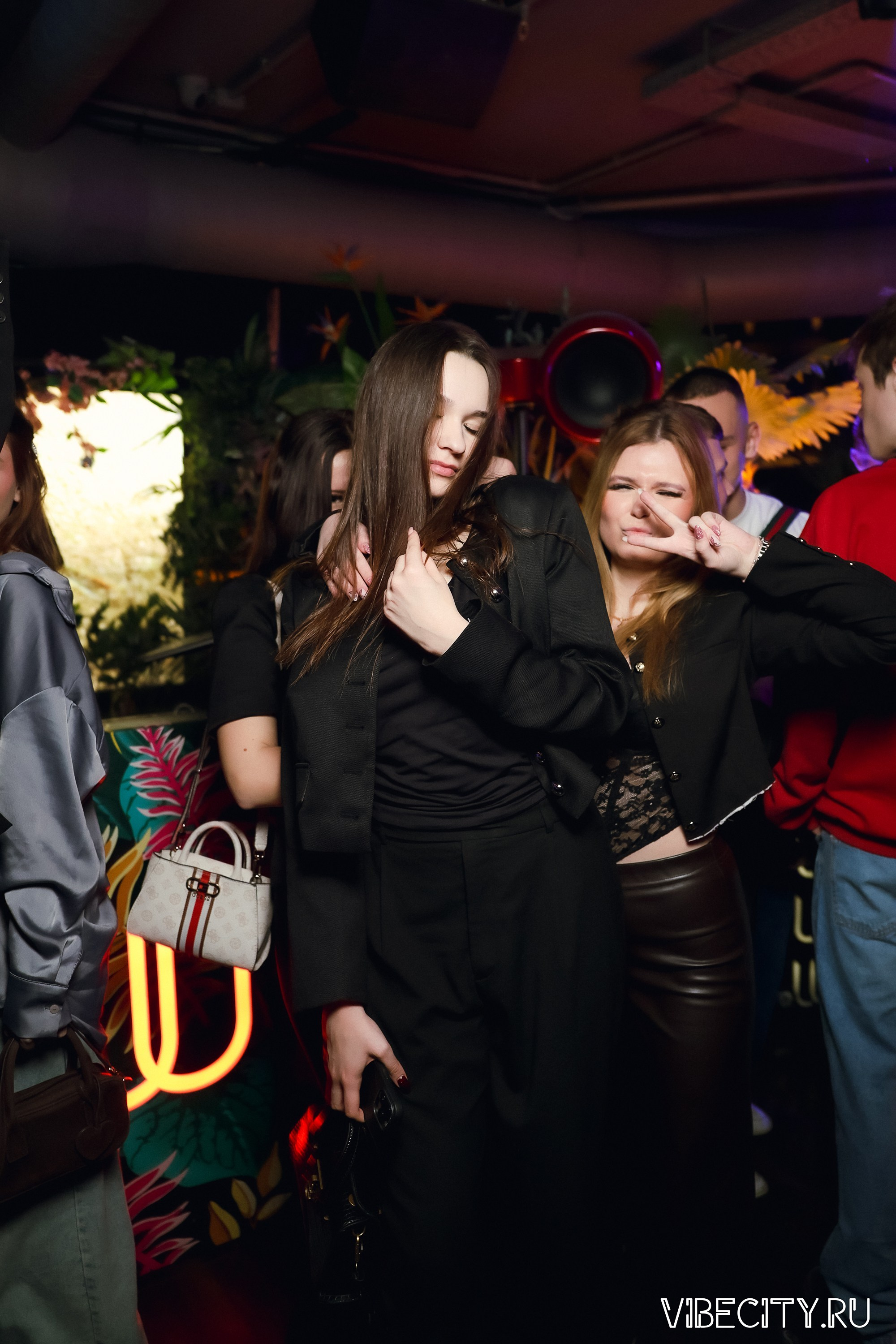 DOUBLE U. VIBECITY.RU Вайб Сити Ру Фоторепортажи Фотоотчеты Калининград