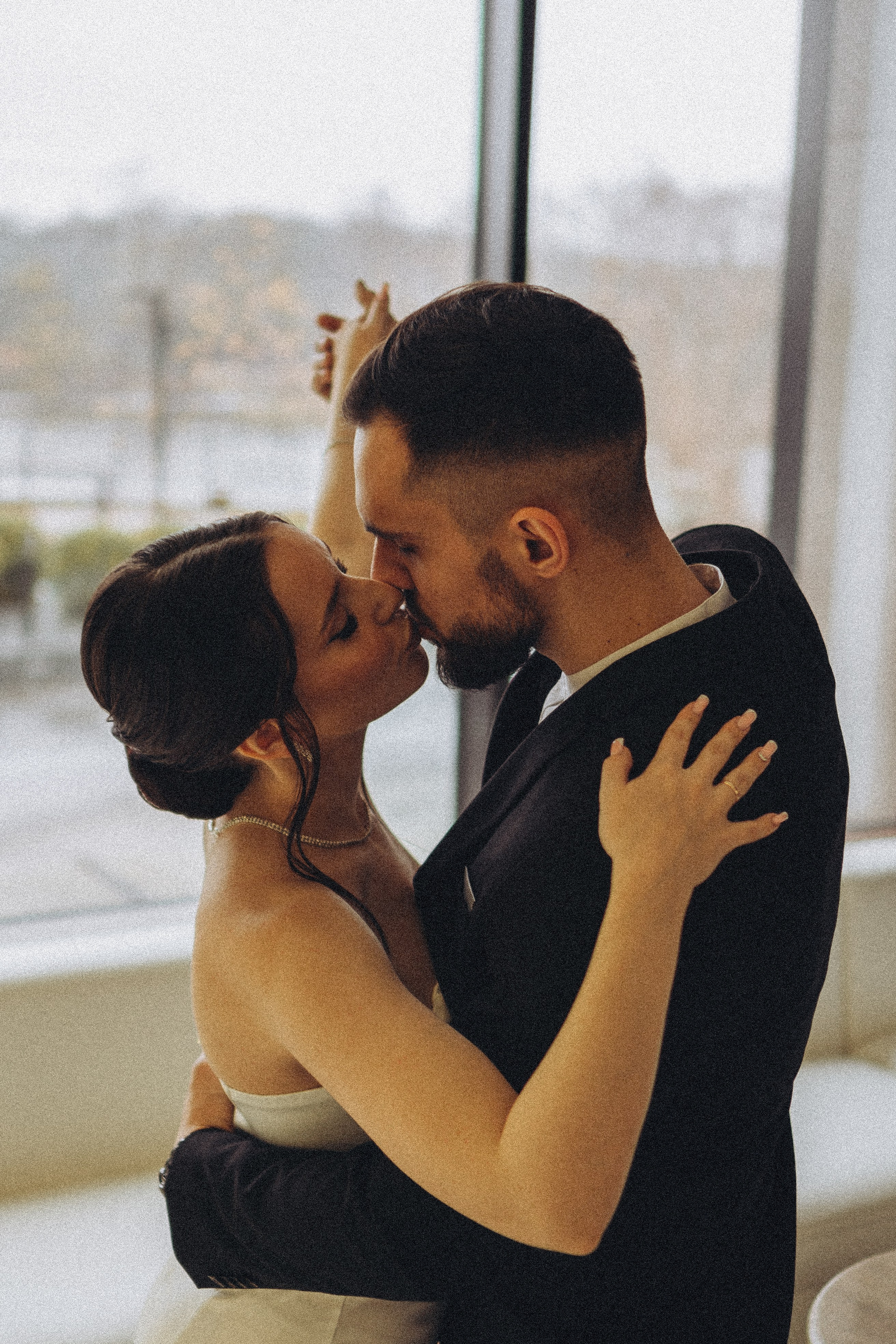 СВАДЕБНАЯ СЬЕМКА СБОРОВ ЖЕНИХА И НЕВЕСТЫ В ОТЕЛЕ И ТАКЖЕ ФОТОСЕССИИЯ В ОТЕЛЕЕ МЕГАПОЛИС БРЯНСК. Профессиональный фотограф, Санкт-Петербург — Виктория Богомолова