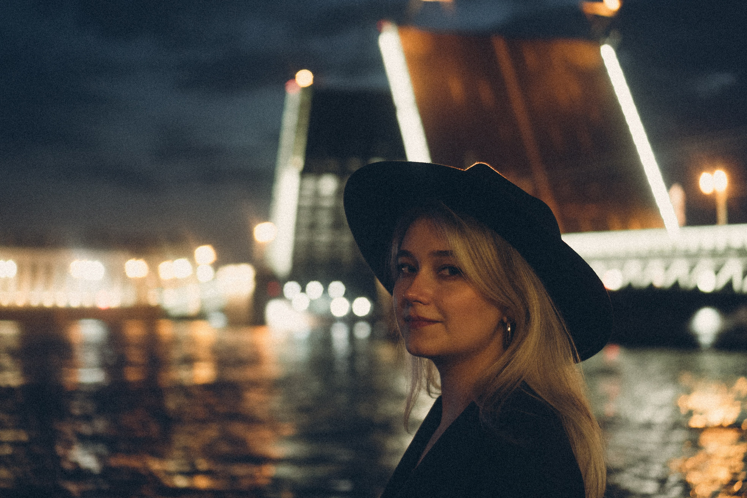 ПРОГУЛКА ПО НОЧНОМУ ГОРОДУ. Профессиональный фотограф, Санкт-Петербург — Виктория Богомолова