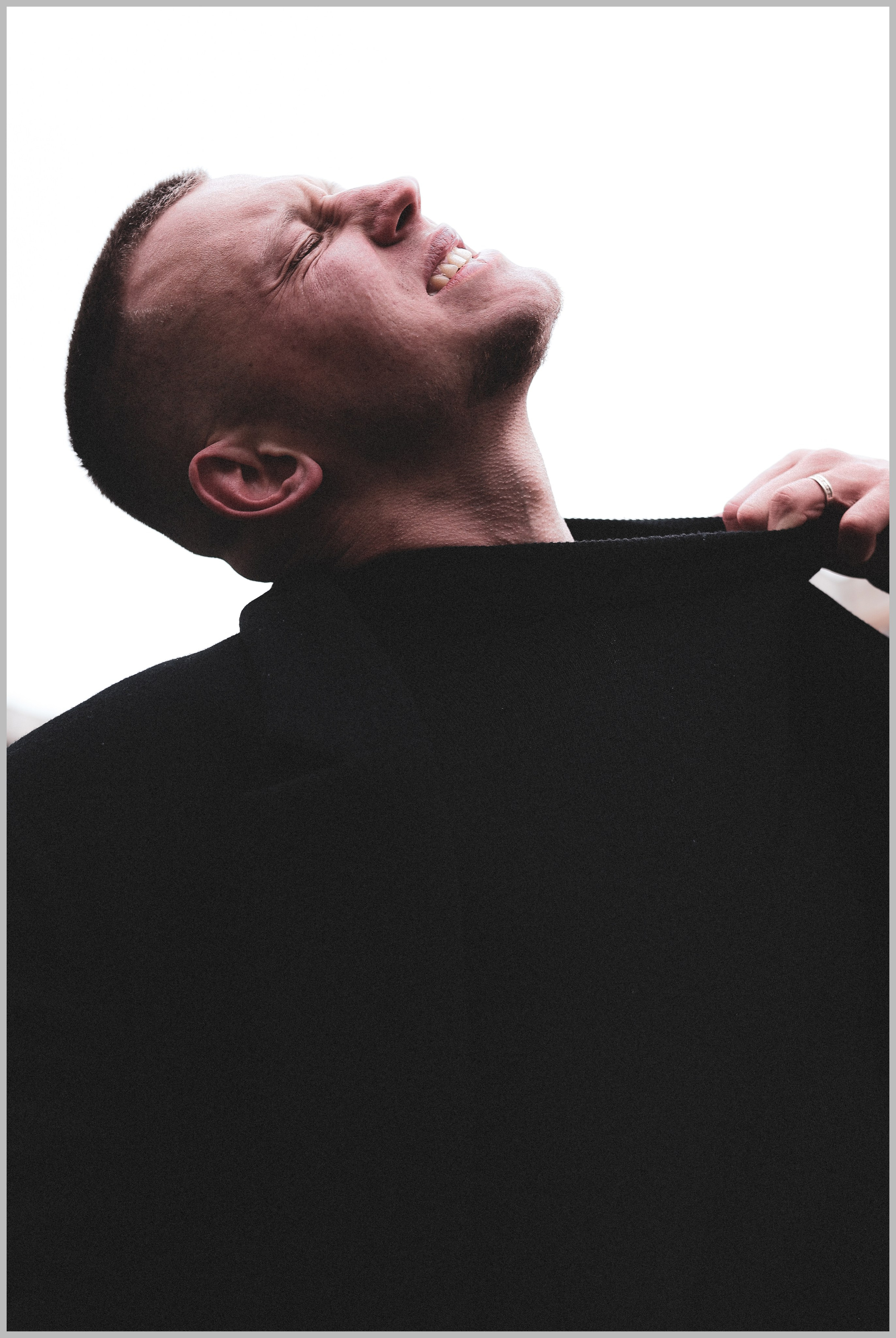 Евгений. Портретный фотограф в Орле. Готовые фото за 3 дня! Помощь в позировании. Советы по организации