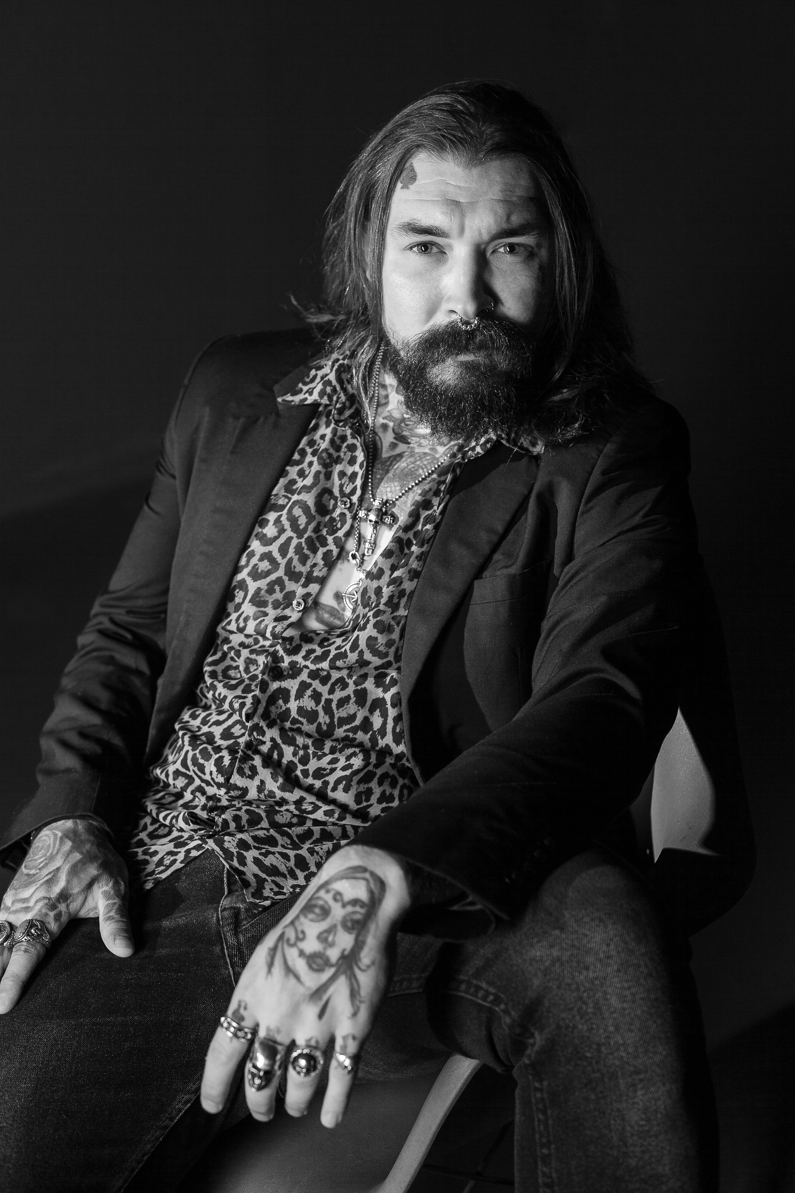 Сережа Ворон. Барбер. Психолог с фотоаппаратом Зимина Оксана