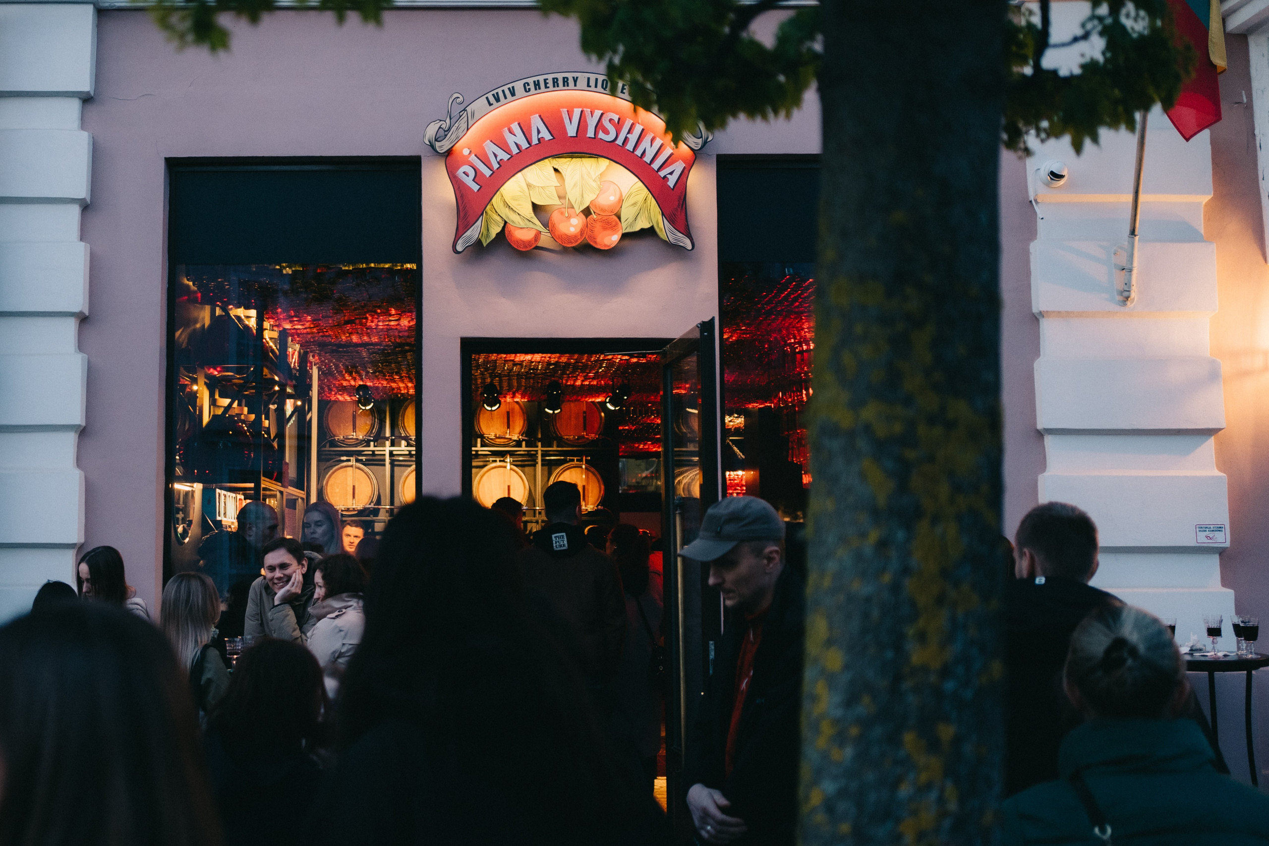 Piana Vyshnia (2nd bar opening in Vilnius). Photographer in Vilnius