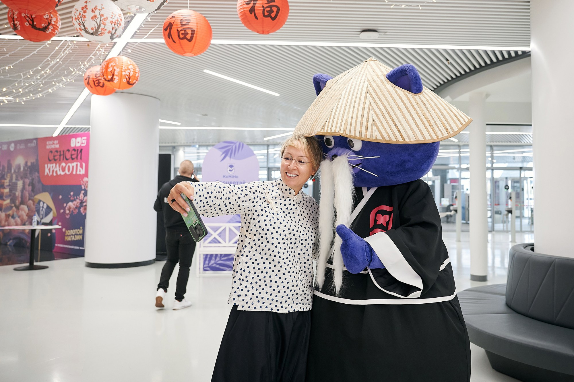 Магнит Косметик — конкурс «Золотой Магазин». Мезенцев Евгений фотограф