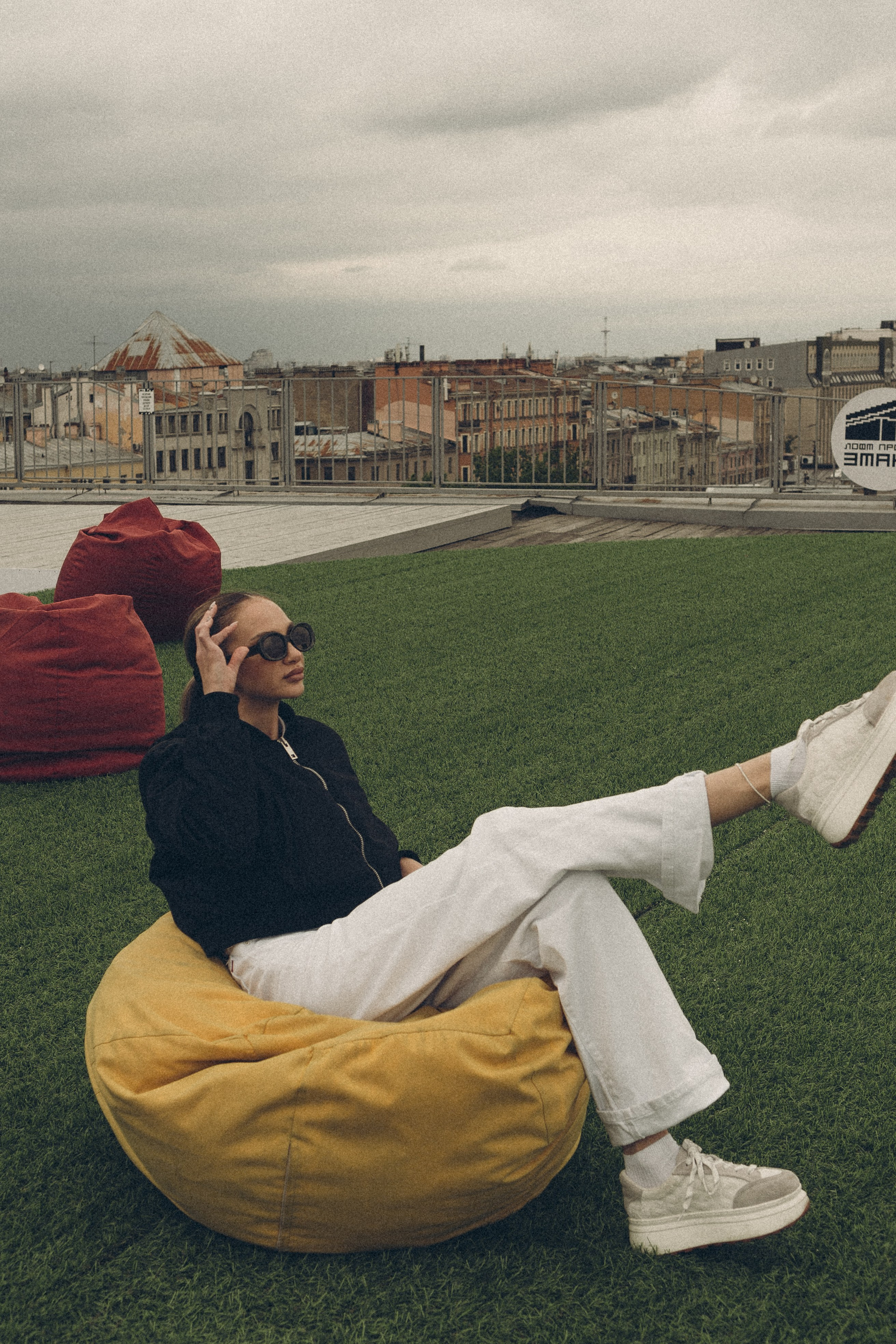 МЫ ГУЛЯЛИ ПРО КРЫШАМ ПИТЕРА. Профессиональный фотограф, Санкт-Петербург — Виктория Богомолова