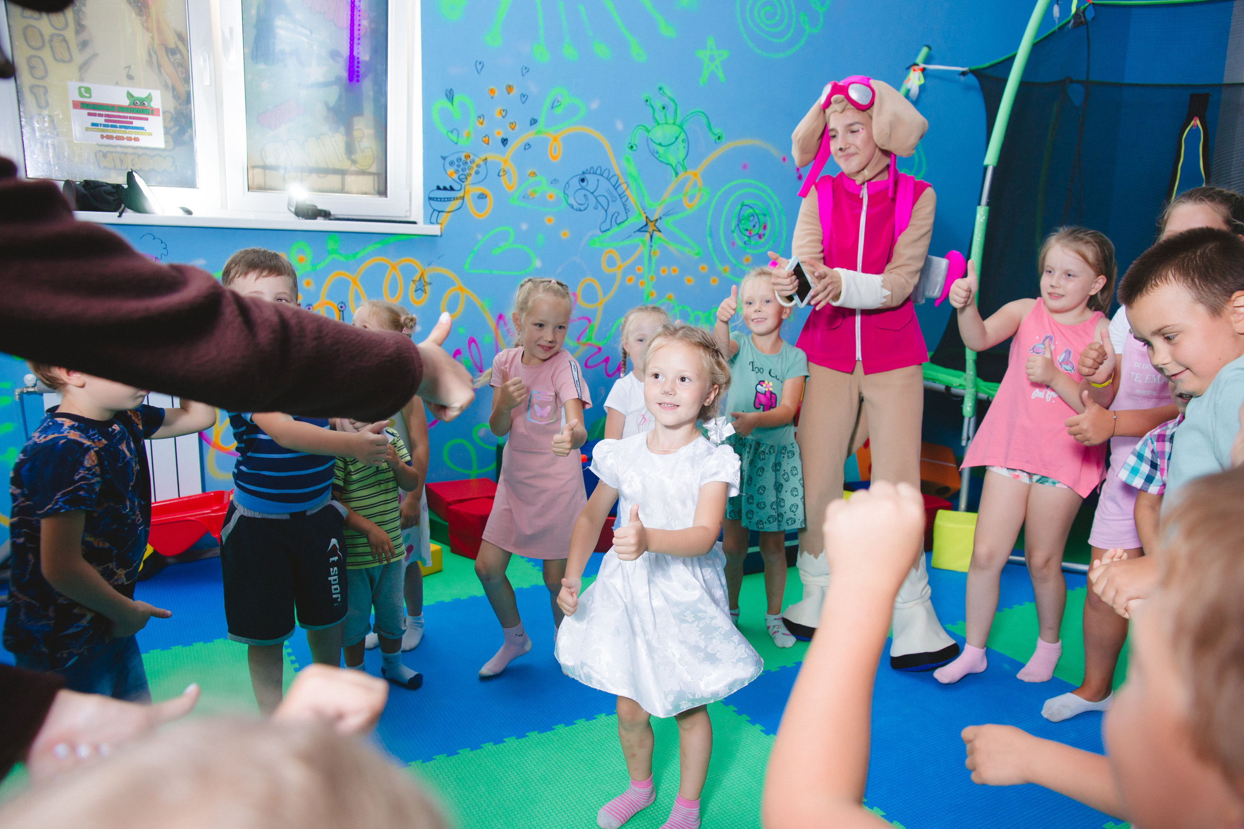 Репортаж дня рождения Оли. Фотограф в детский сад в Екатеринбурге, выпускные альбомы Юлия Умерова