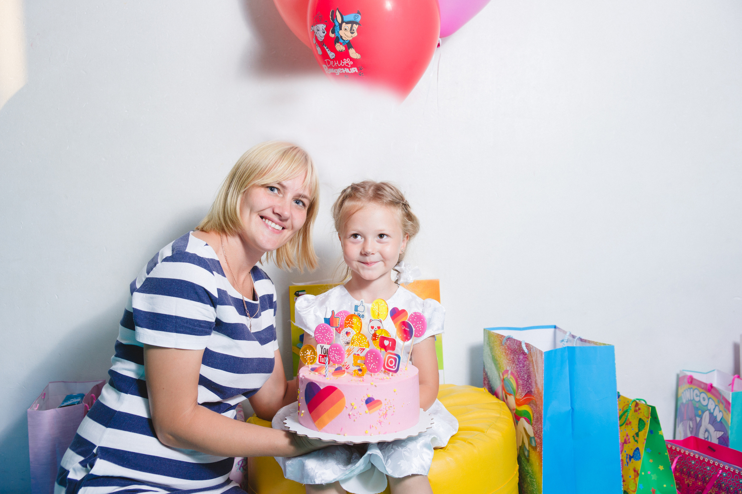 Репортаж дня рождения Оли. Фотограф в детский сад в Екатеринбурге, выпускные альбомы Юлия Умерова