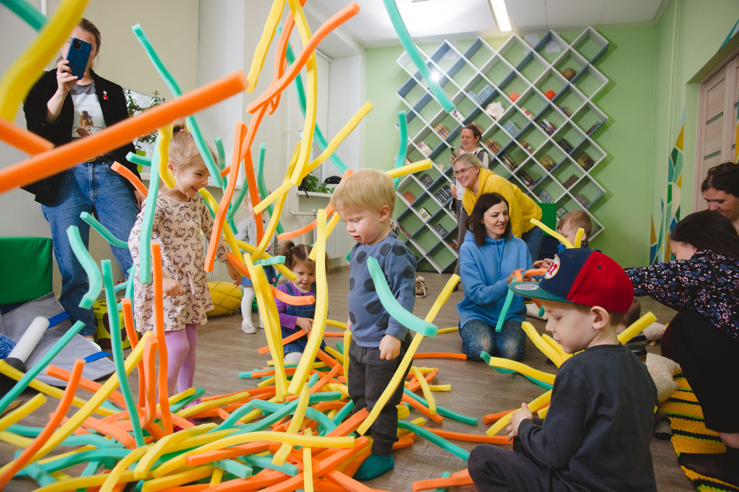 Бэби-театр «Ананасик». Фотограф в детский сад в Екатеринбурге, выпускные альбомы Юлия Умерова