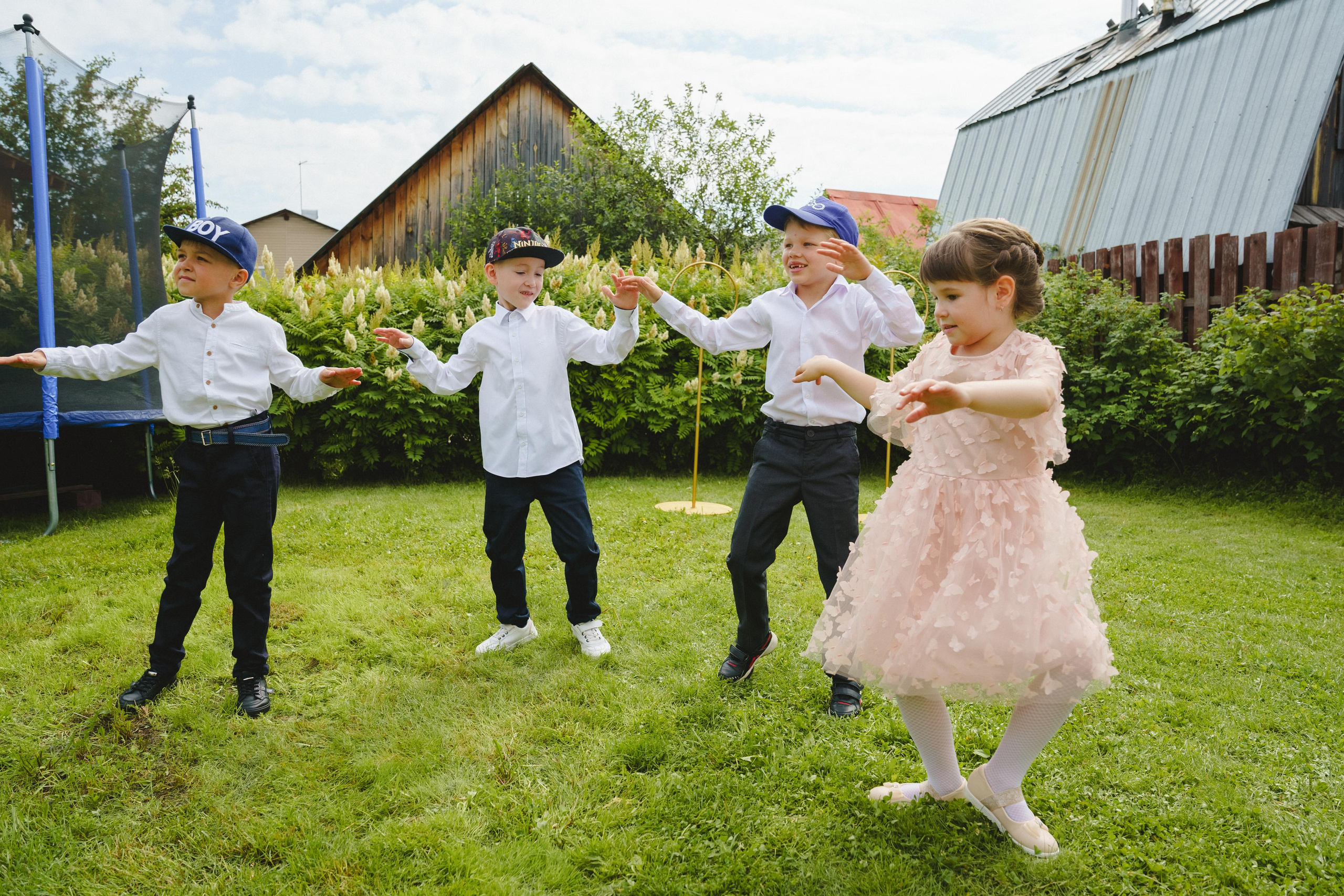 Выпускной частный детский сад «Лестница успеха». Фотограф в детский сад в Екатеринбурге, выпускные альбомы Юлия Умерова