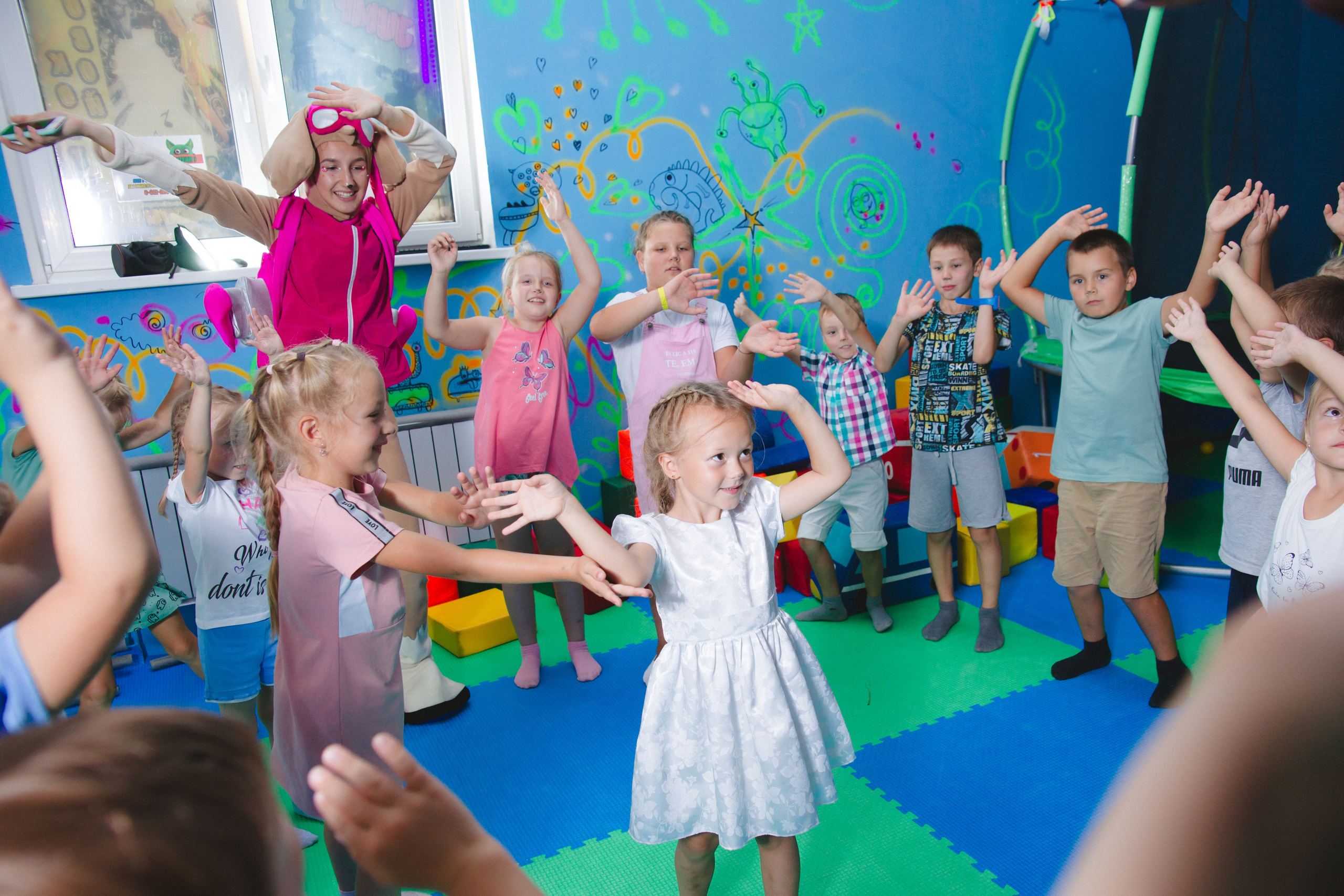 Репортаж дня рождения Оли. Фотограф в детский сад в Екатеринбурге, выпускные альбомы Юлия Умерова