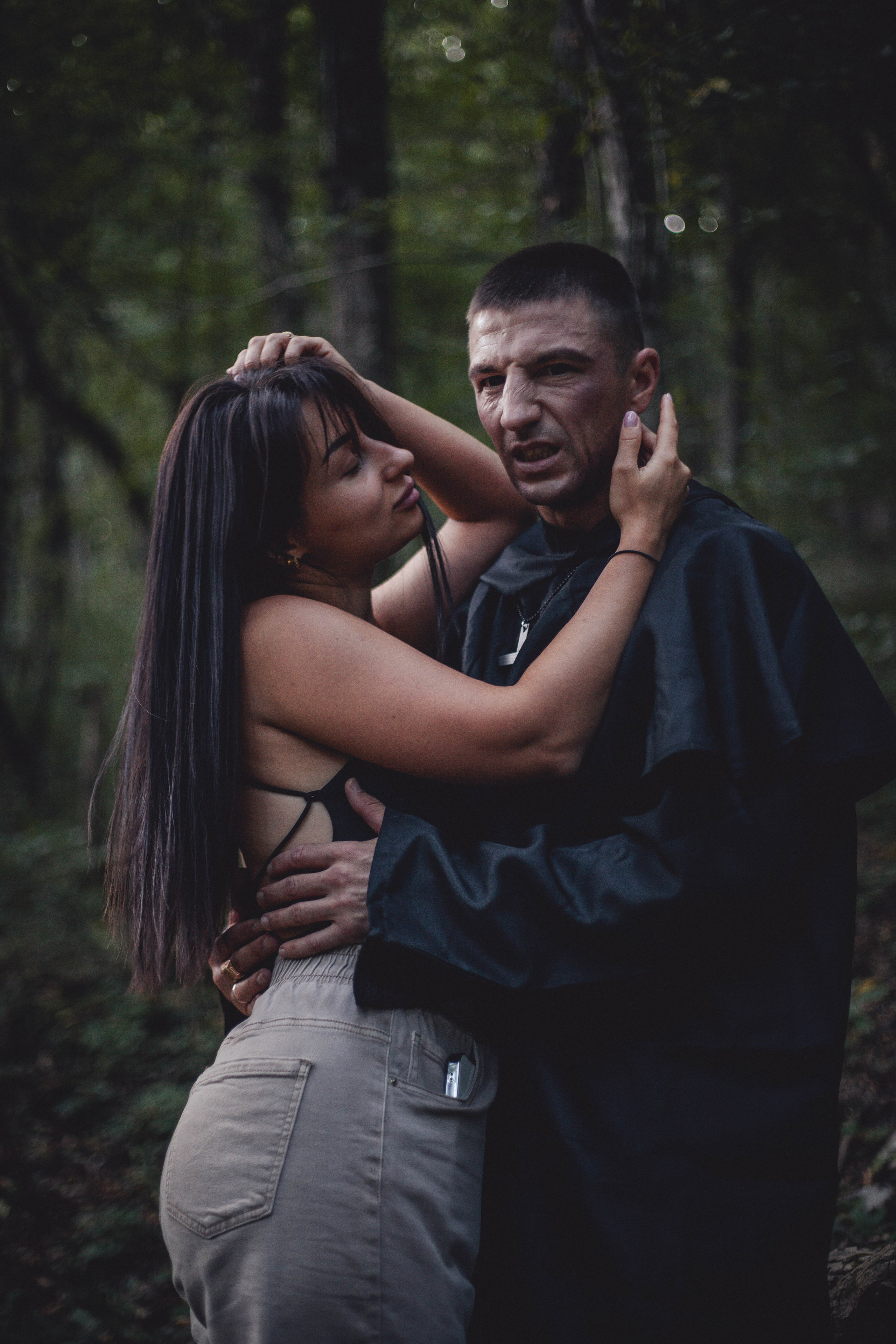 Клип. Уличный фотограф Города N