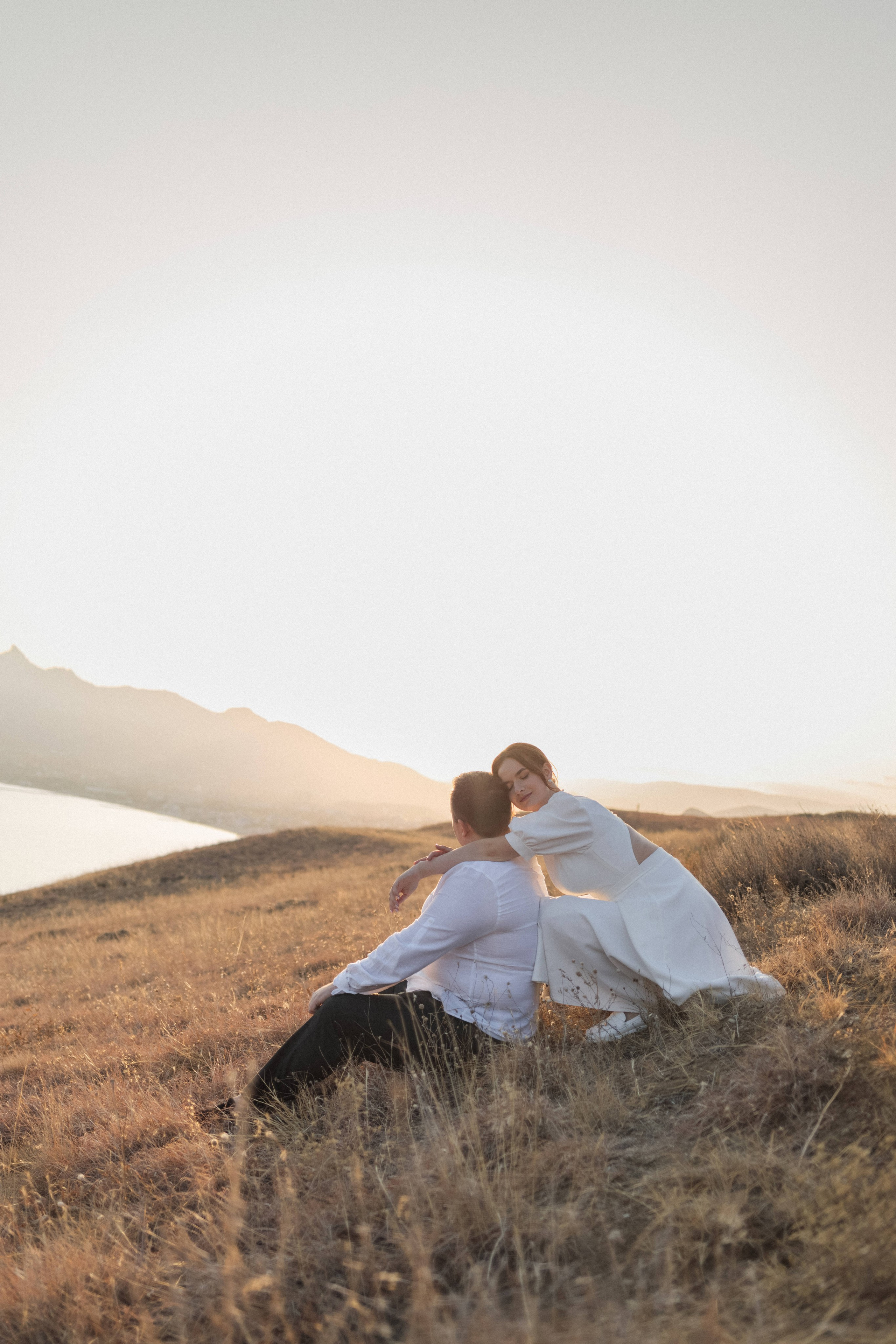 Свадебная фотосессия в районе мыса Хамелеон🖤. Свадебный фотограф Мироманов Николай в Крыму