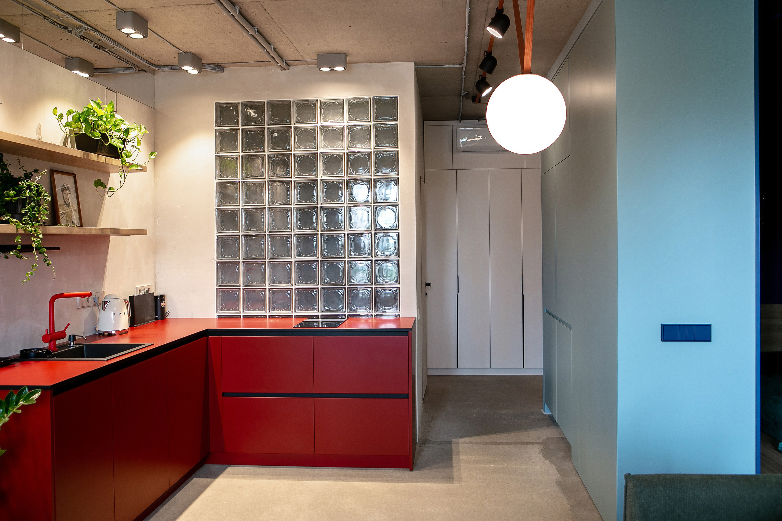 Интерьер ЖК Ирнест. Контент фотограф, съемка для маркетплейсов, фуд съемка и репортажи в Новосибирске Ралия Галеева