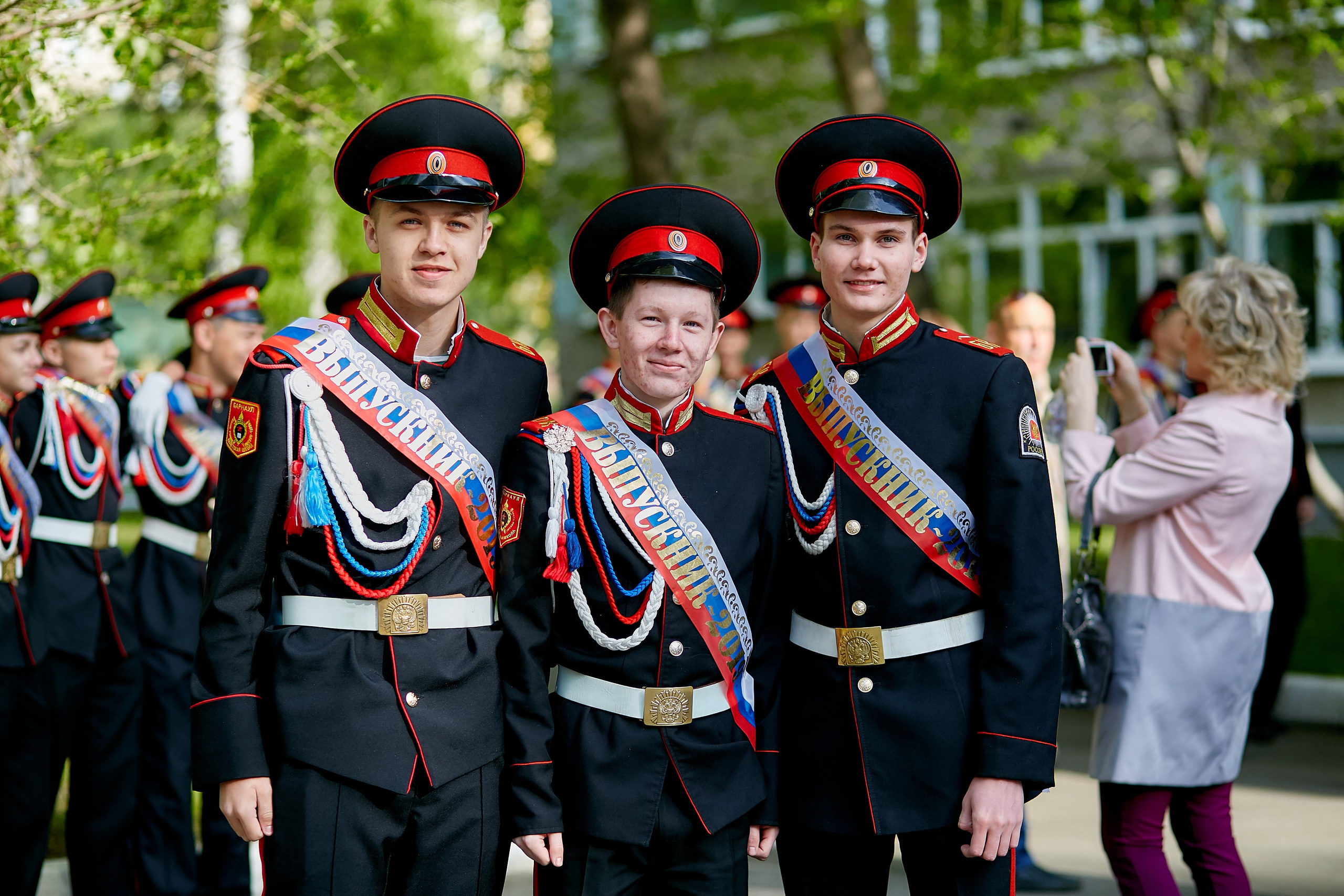 Кадеты последний звонок. Фотограф Вячеслав Фарунин