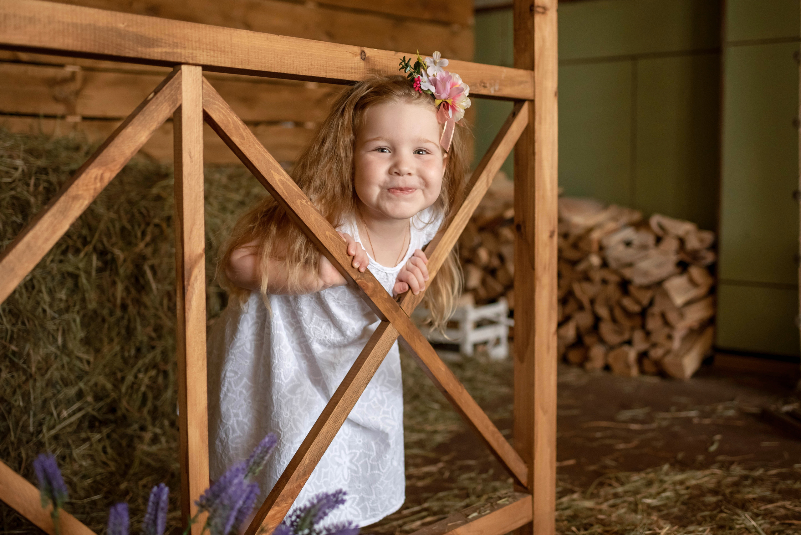 Машенька с утятами. Семейный и детский фотограф Оля в Тюмени