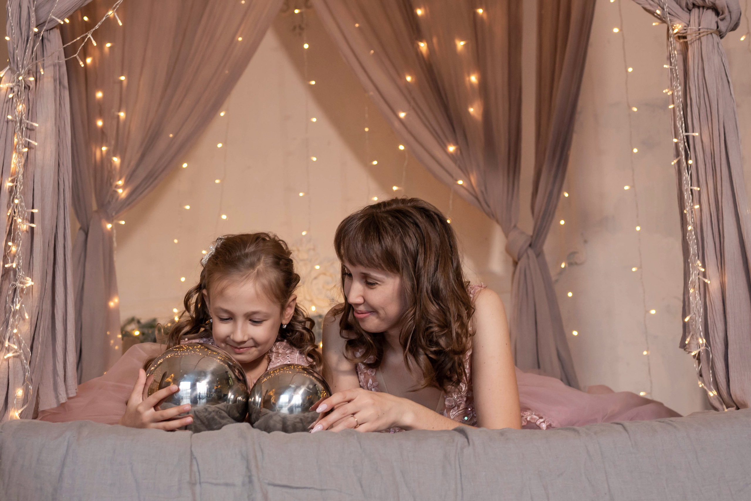 Алена и Катя. Семейный и детский фотограф Оля в Тюмени