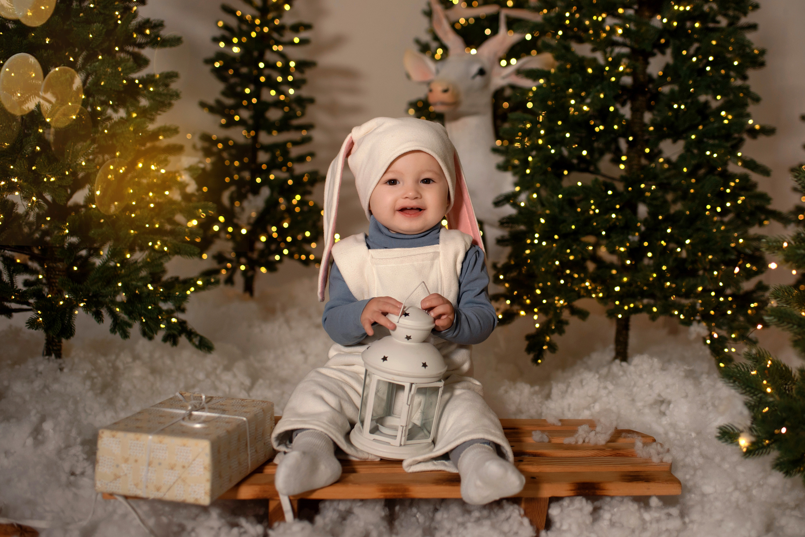 Дима в зимнем лесу. Семейный и детский фотограф Оля в Тюмени