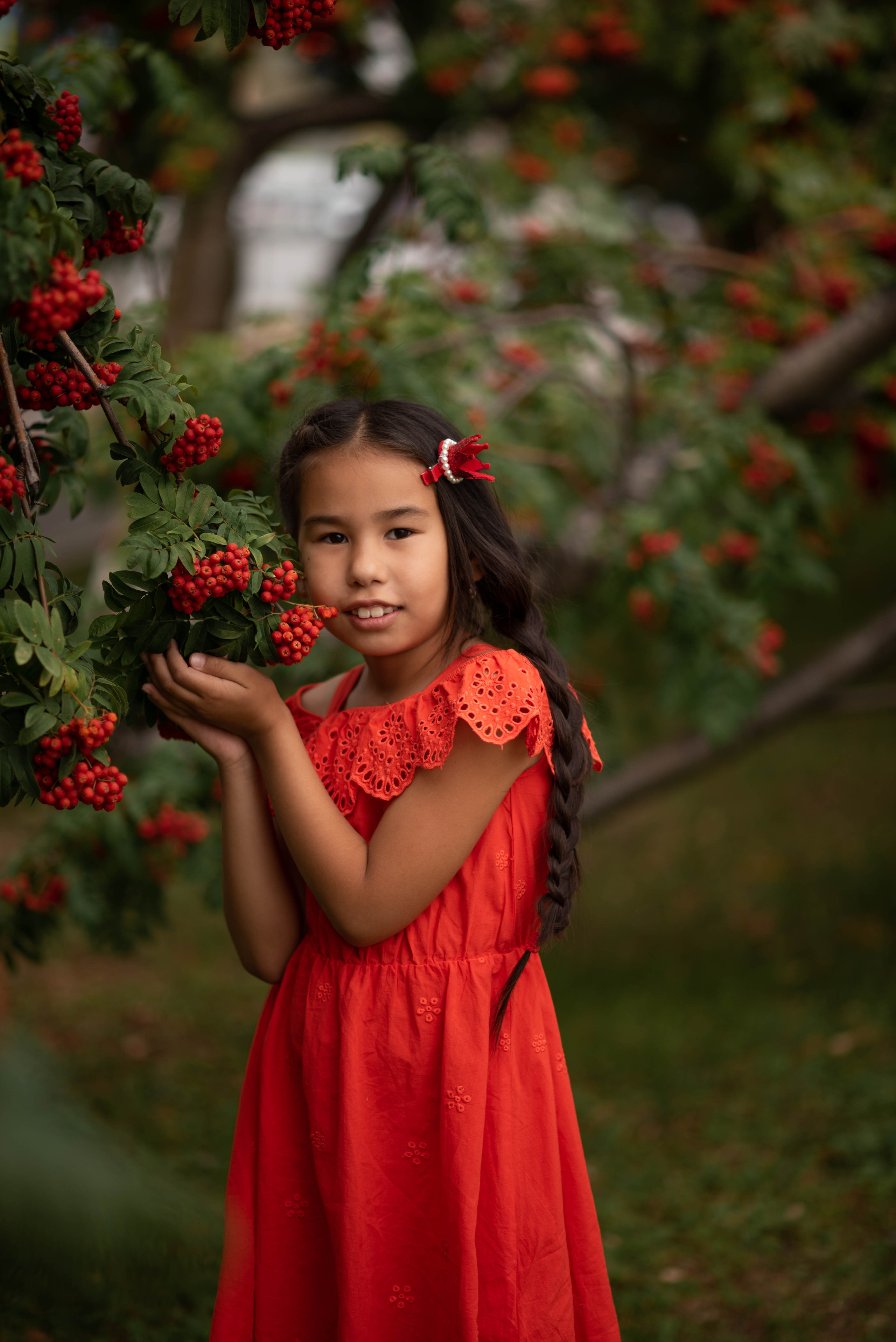 Ажар в рябинке. Семейный и детский фотограф Оля в Тюмени