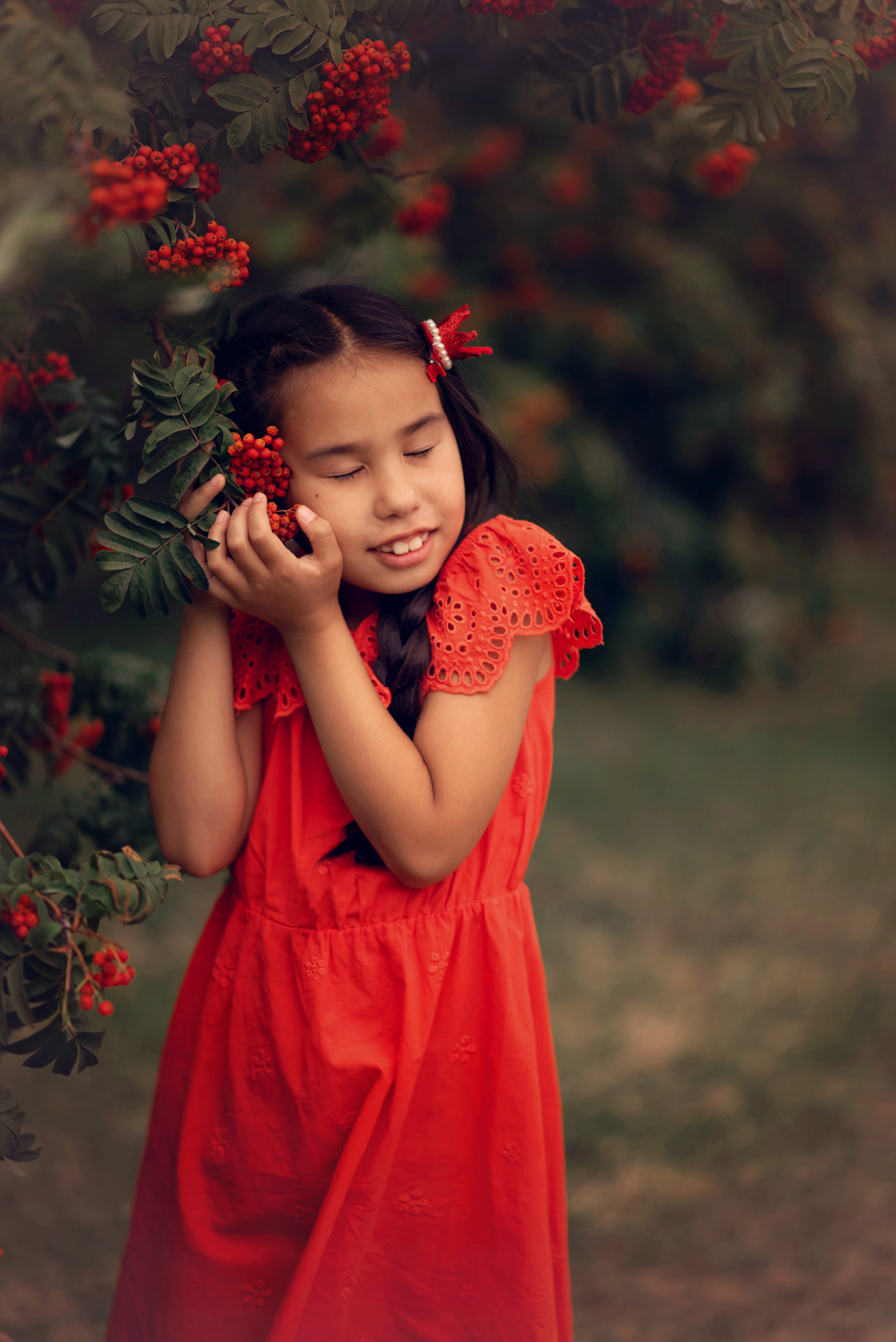 Ажар в рябинке. Семейный и детский фотограф Оля в Тюмени
