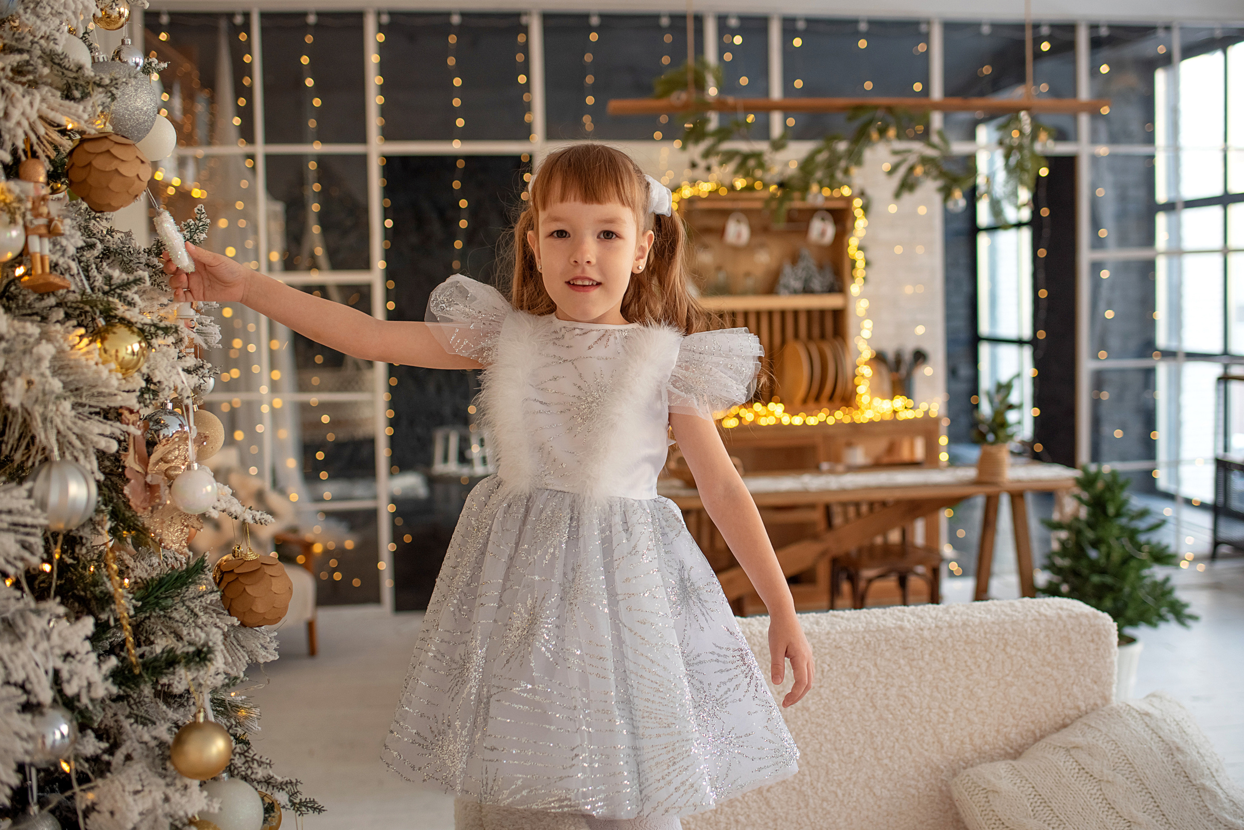 Ева, Кира и Аркаша с кроликом Бубликом. Семейный и детский фотограф Оля в Тюмени