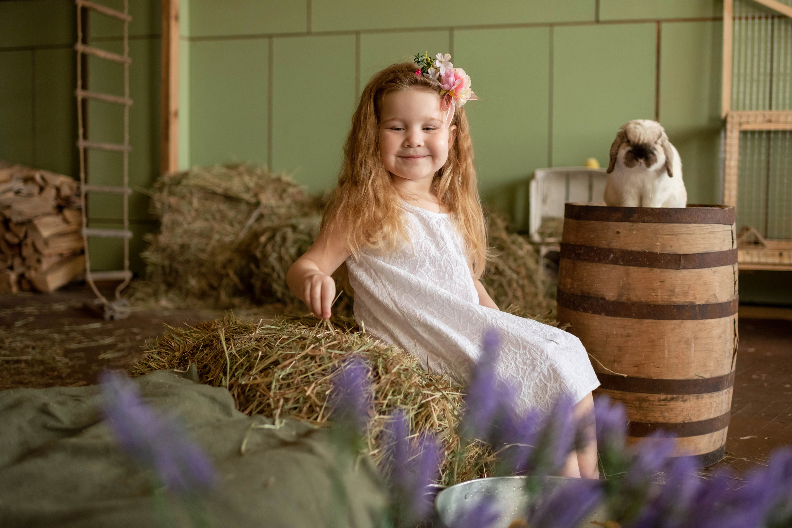 Машенька с утятами. Семейный и детский фотограф Оля в Тюмени
