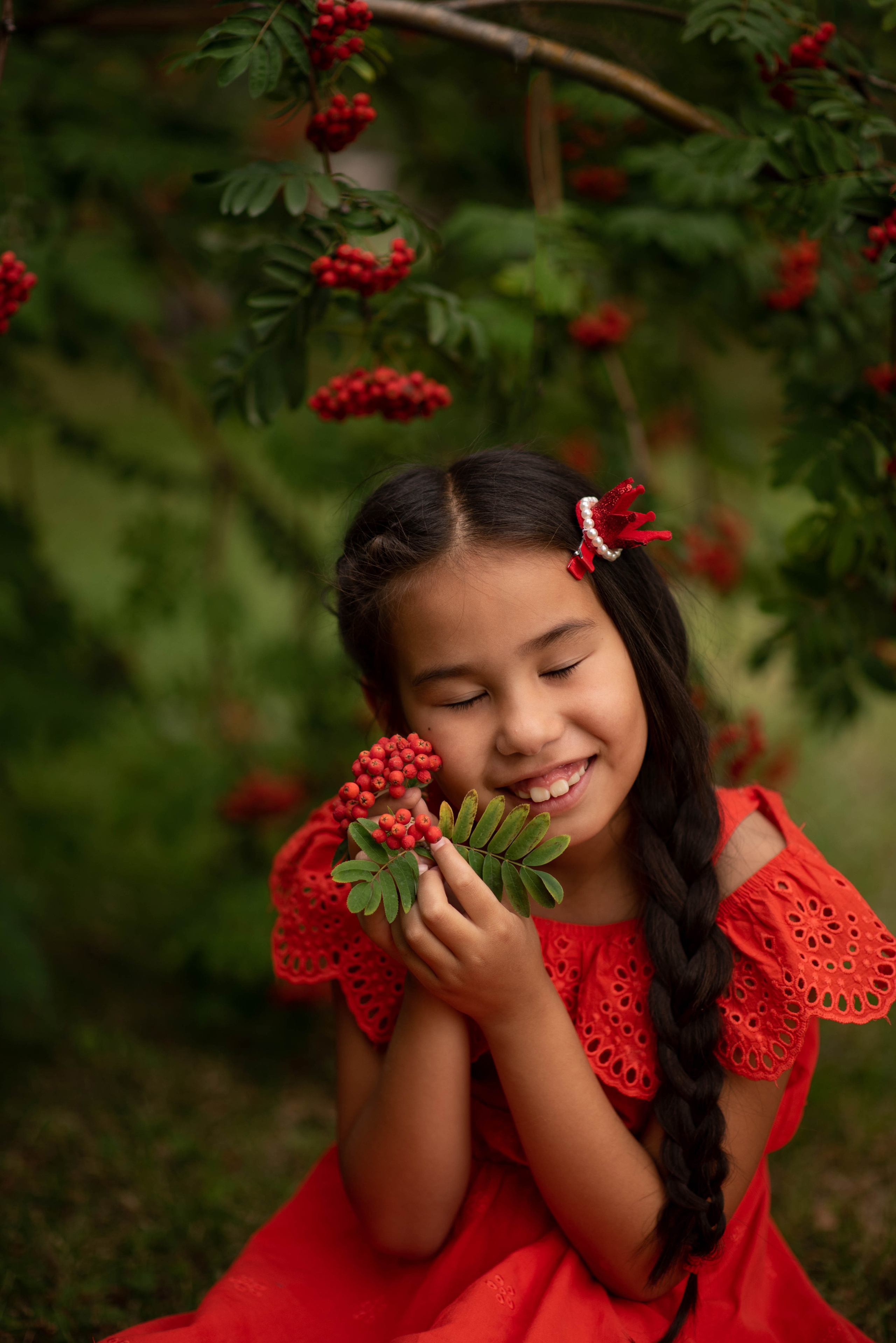 Ажар в рябинке. Семейный и детский фотограф Оля в Тюмени