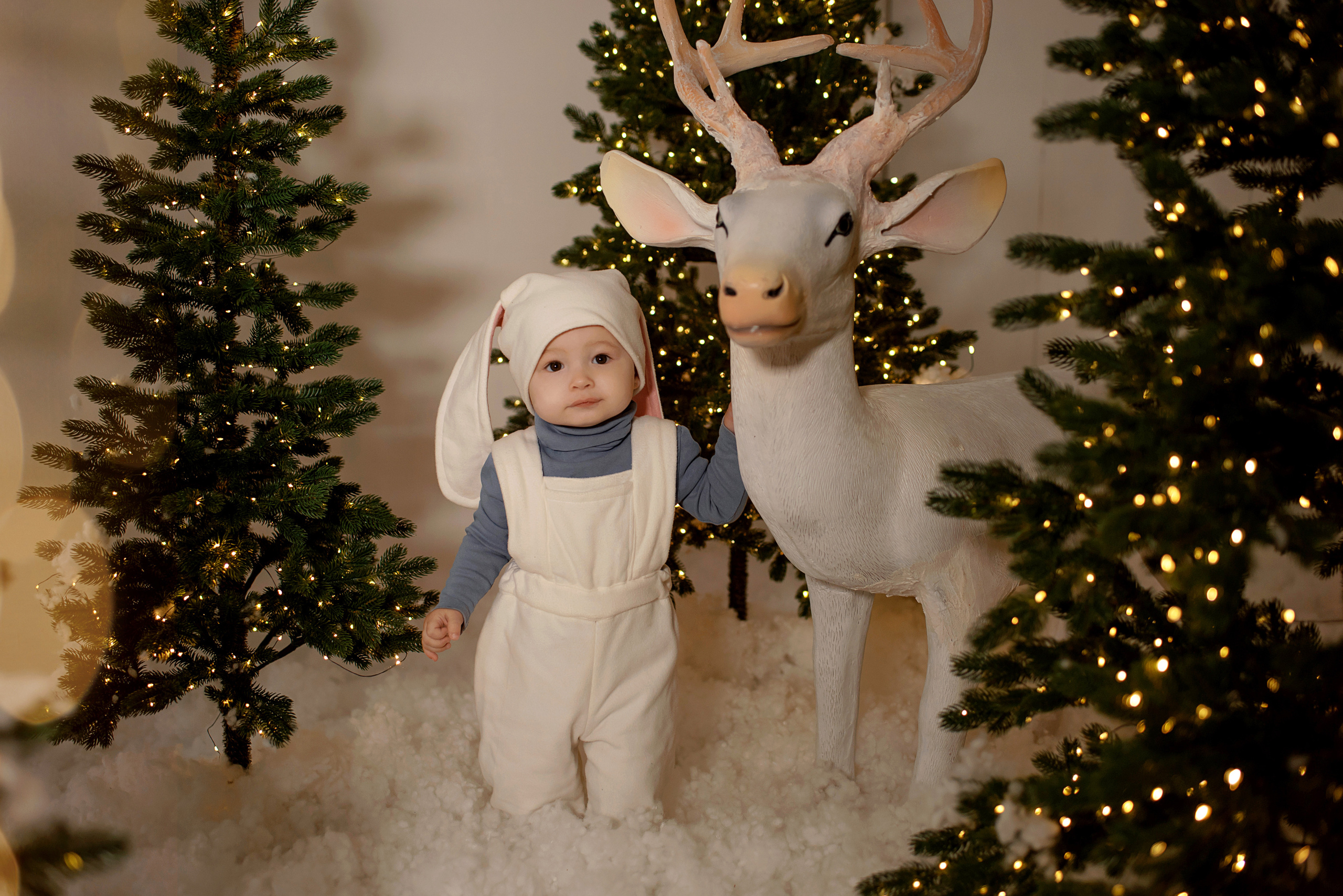 Дима в зимнем лесу. Семейный и детский фотограф Оля в Тюмени