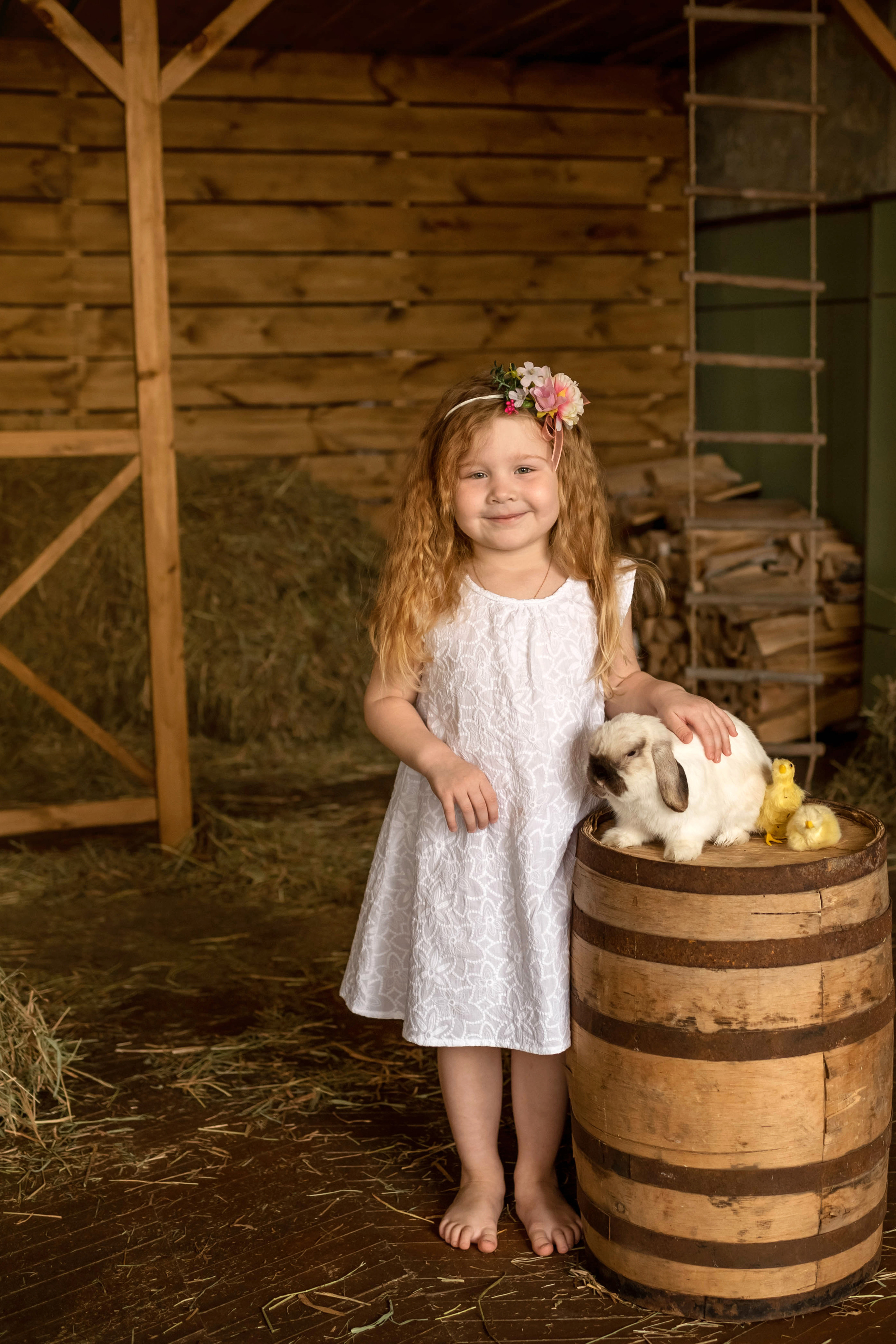 Машенька с утятами. Семейный и детский фотограф Оля в Тюмени