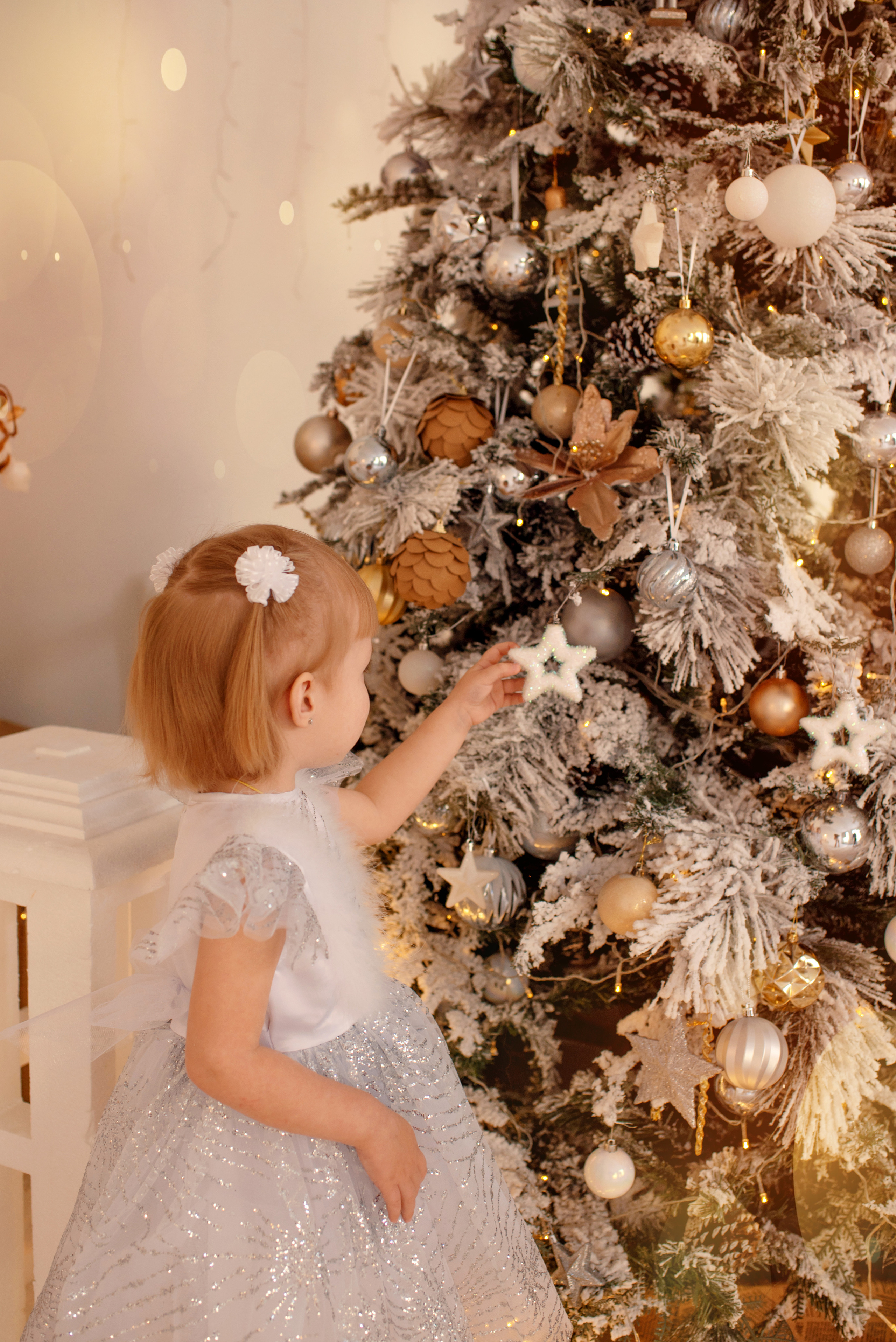 Ева, Кира и Аркаша с кроликом Бубликом. Семейный и детский фотограф Оля в Тюмени