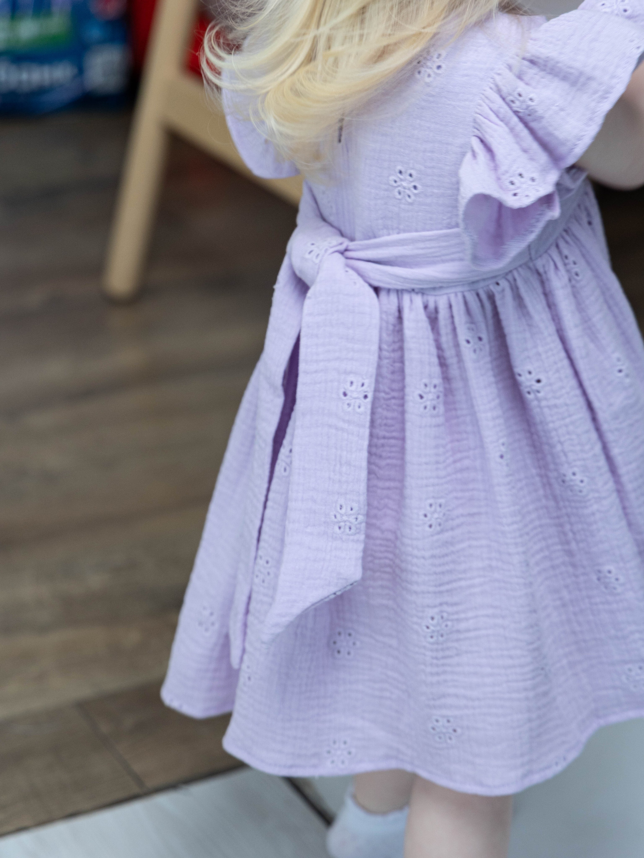 Детские платья. Фотограф для маркетплейсов, фотоуслуги в Жуковском Татьяна Марсуверских