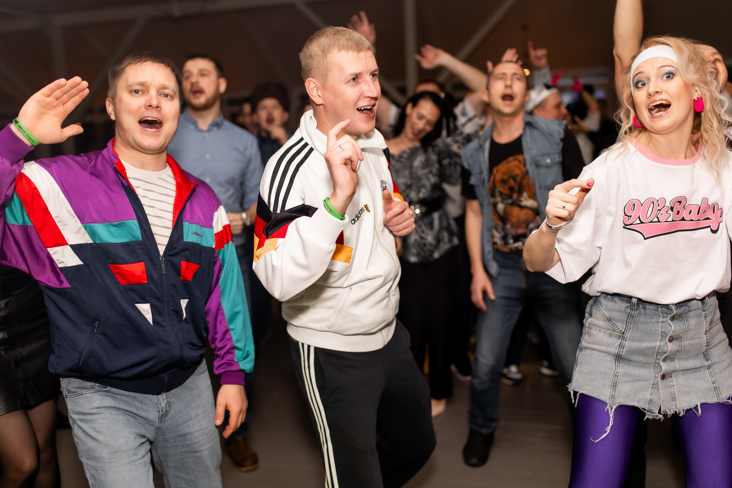 Вечеринка в стиле 90х | ресторанный комплекс «Аляска». Фотограф и видеограф в Ульяновске Денис Власов