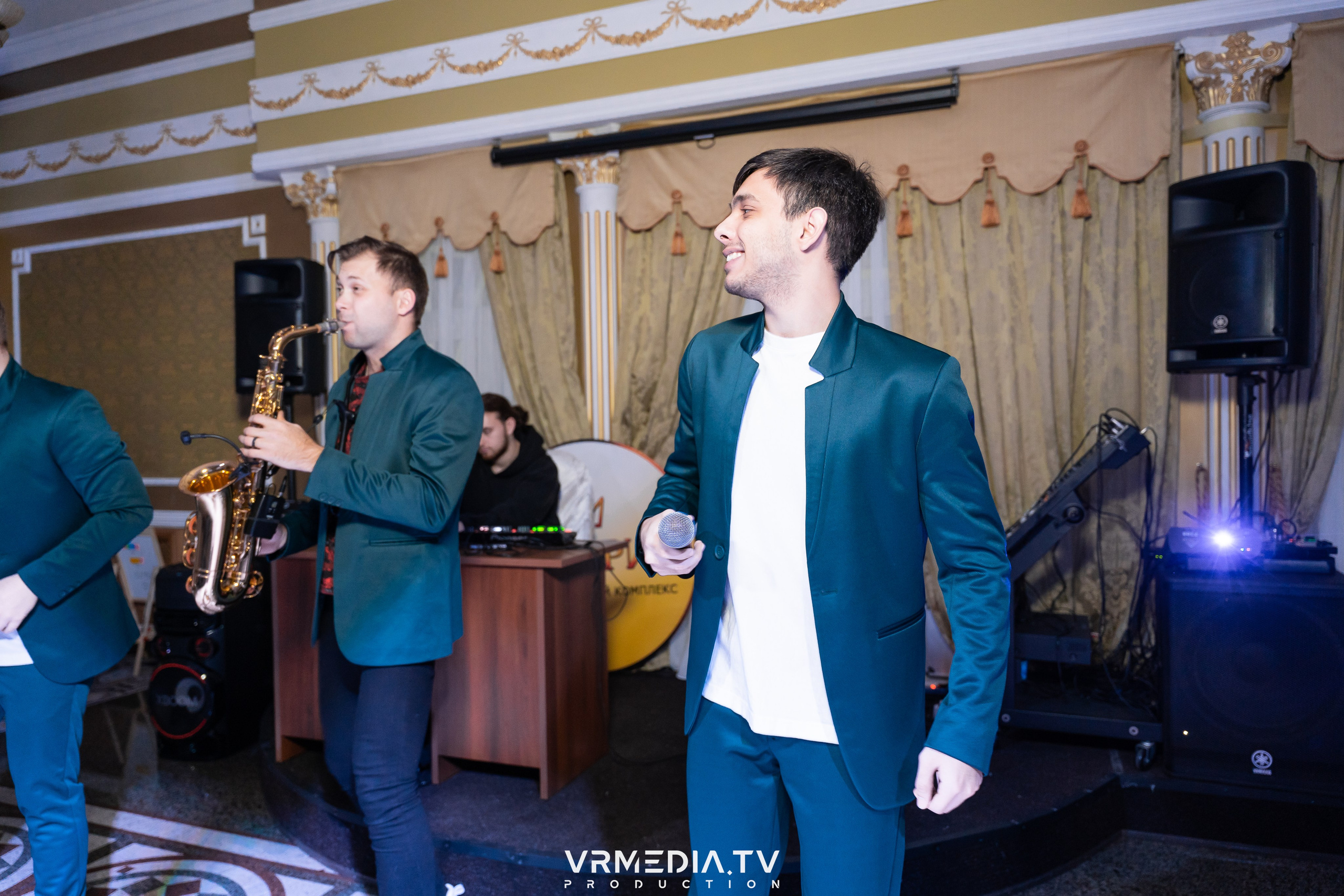 Bad Boys Band в ресторане «Империя»