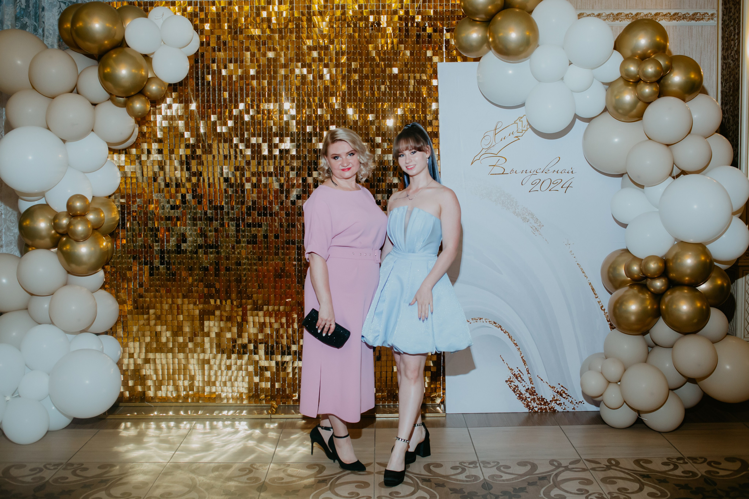 Выпускной. 11 лицей. Фотограф в Челябинске Ополихина Анна