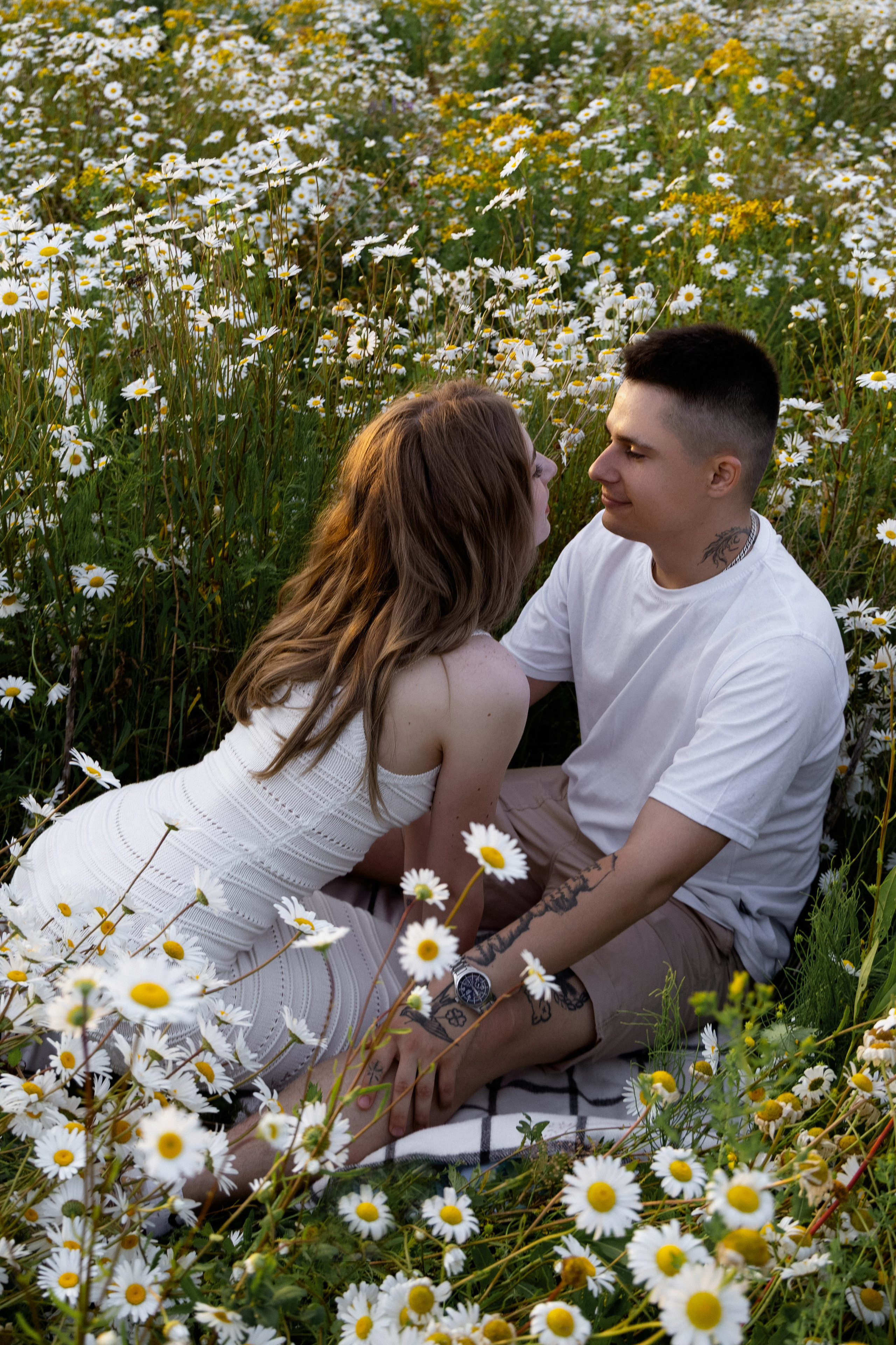 Виолетта & Владислав | в ромашках. Фотограф в Калининграде Сокирко Светлана